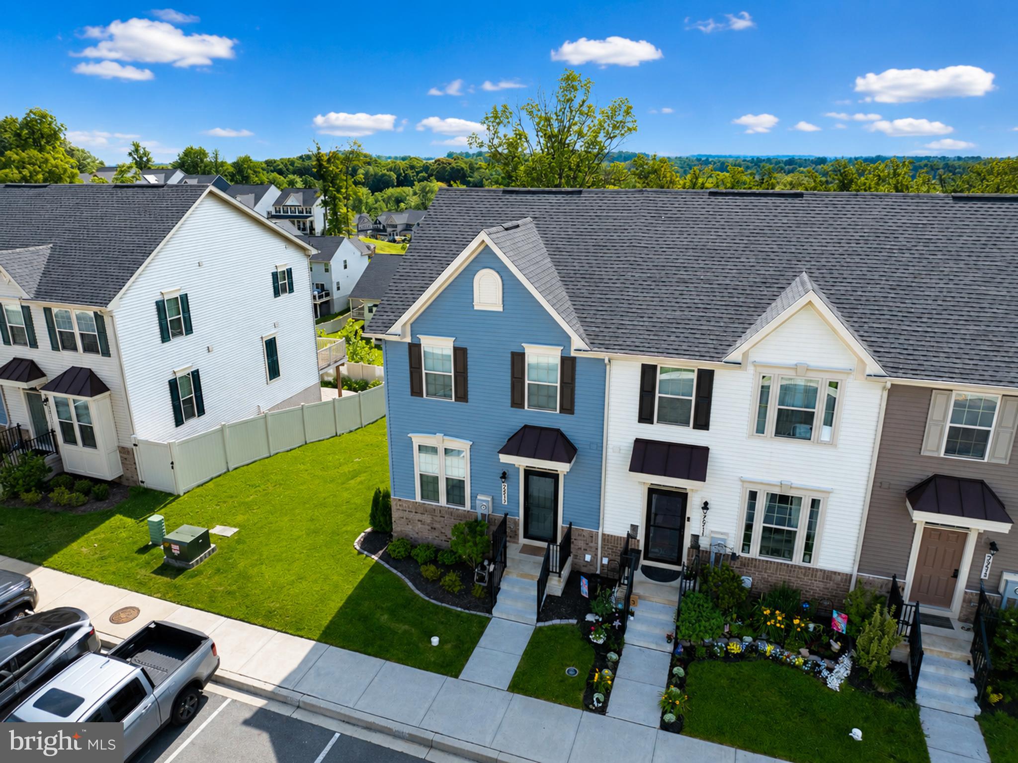 HAMPTONS - Residential