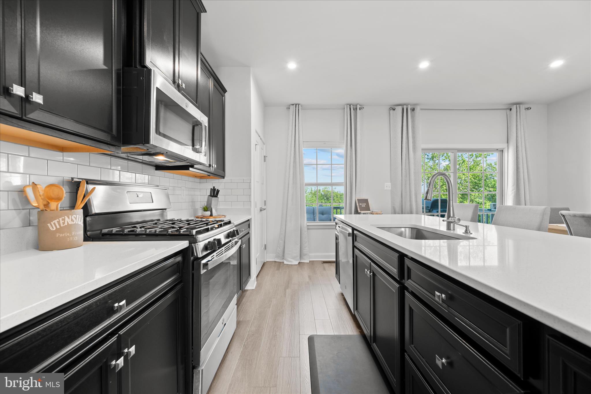HAMPTONS - Residential
