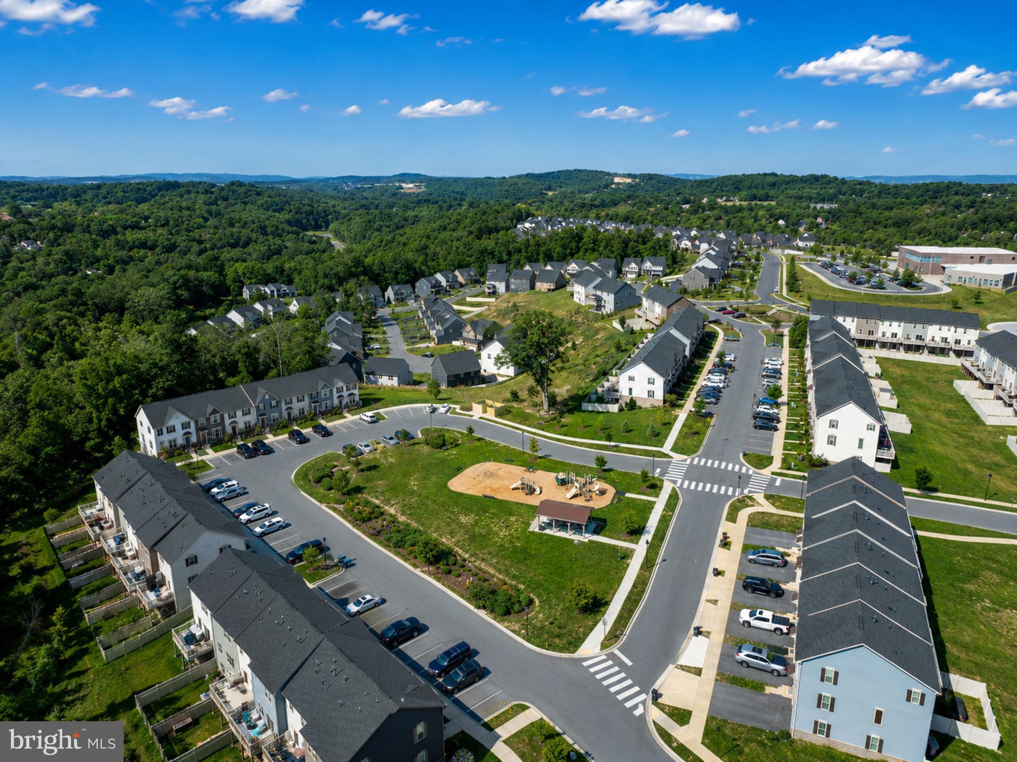 HAMPTONS - Residential