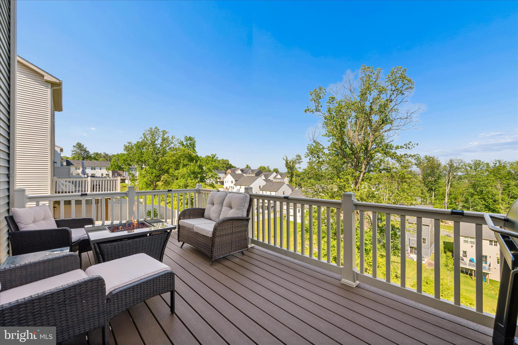 HAMPTONS - Residential