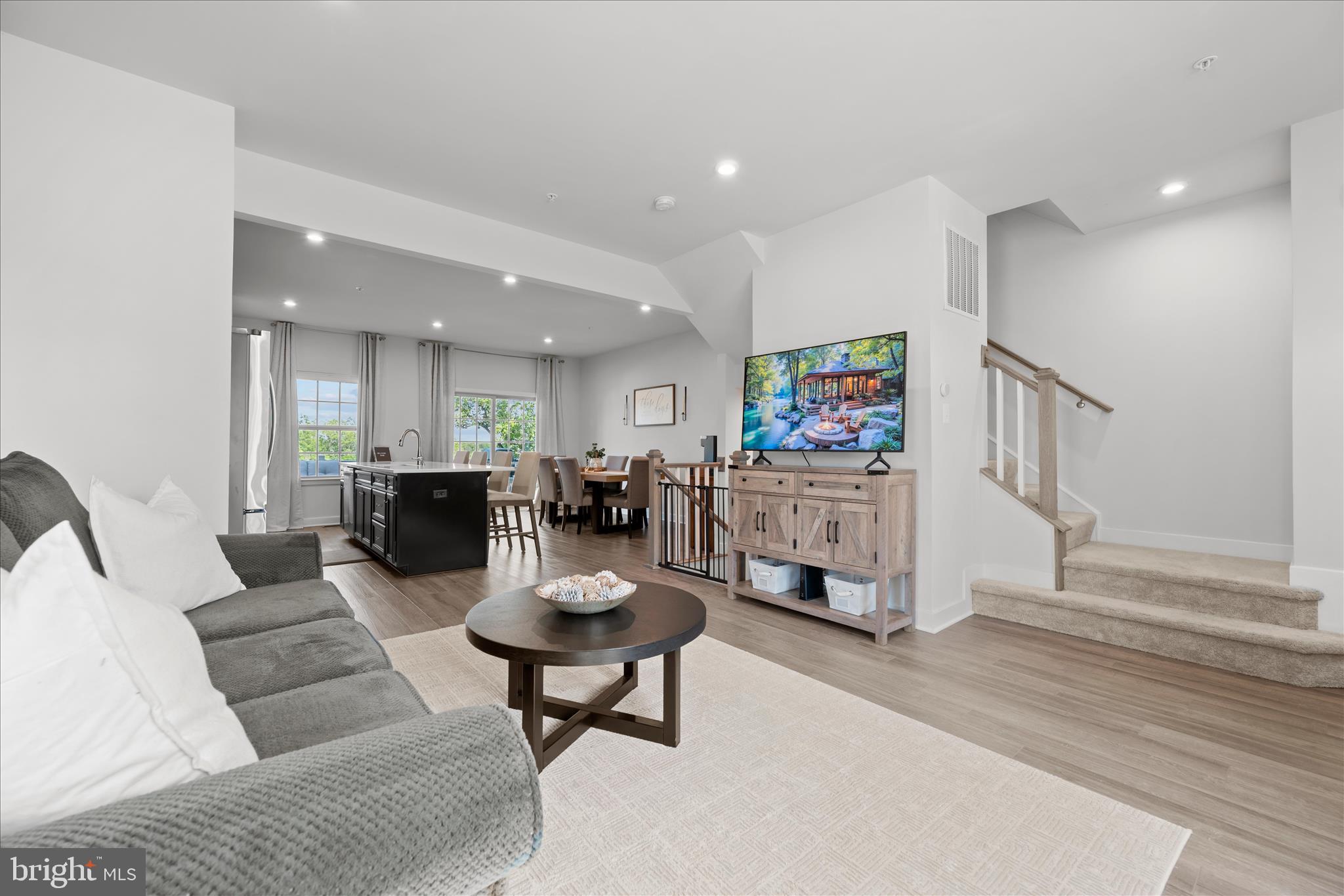 HAMPTONS - Residential