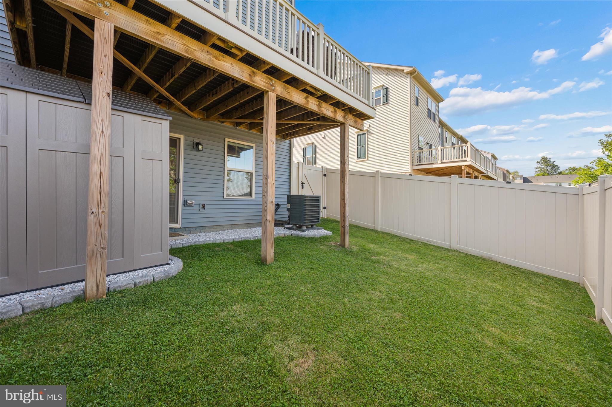 HAMPTONS - Residential