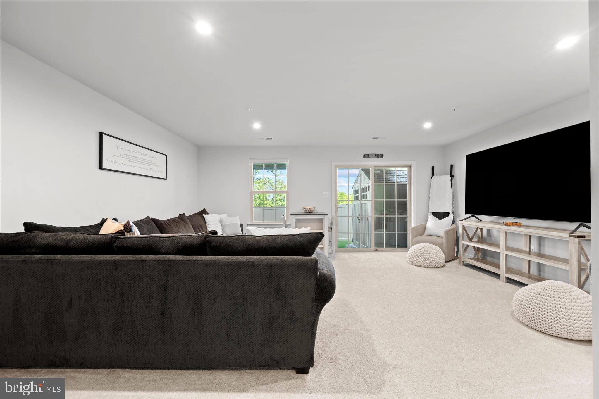 HAMPTONS - Residential