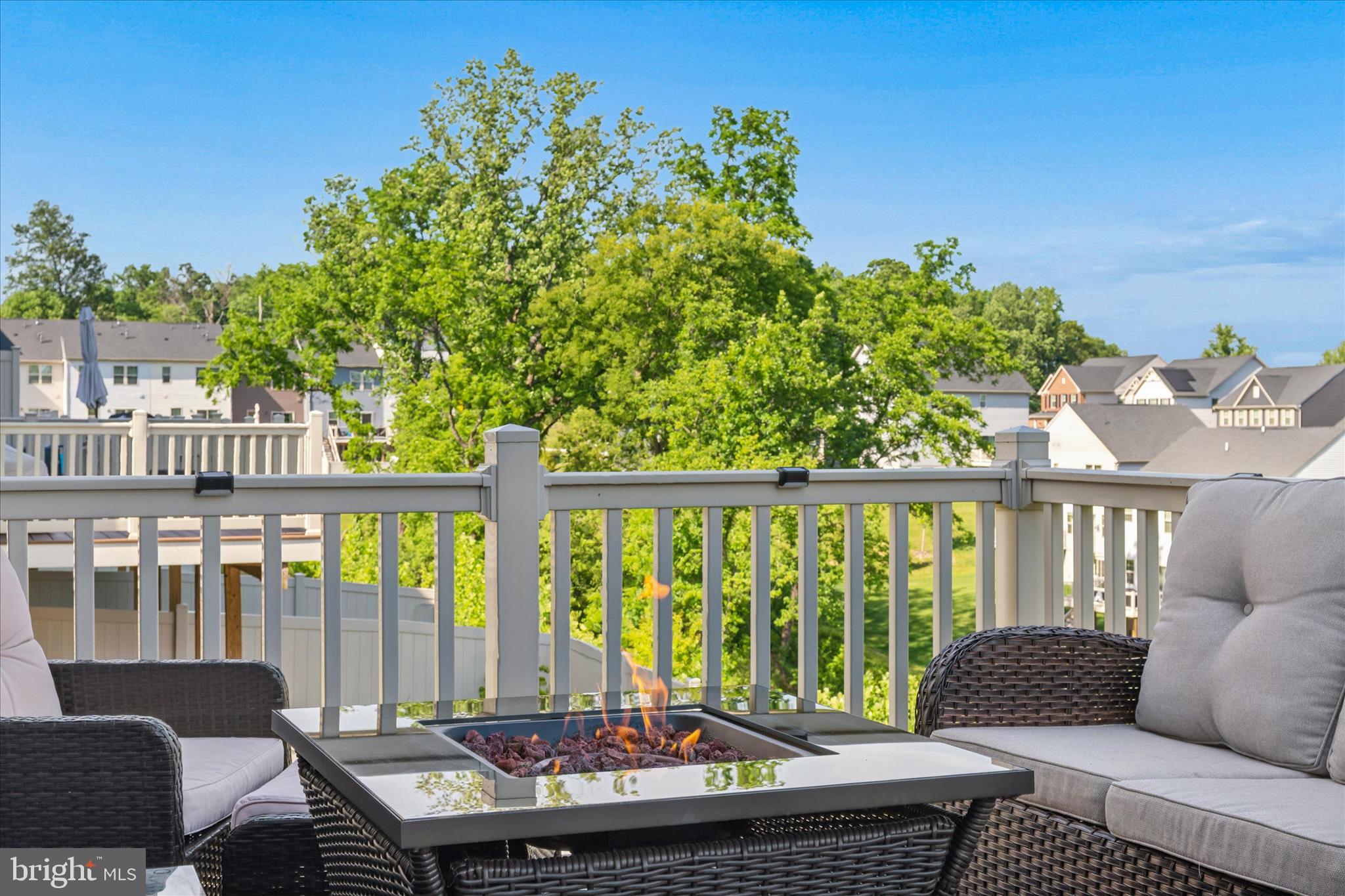 HAMPTONS - Residential