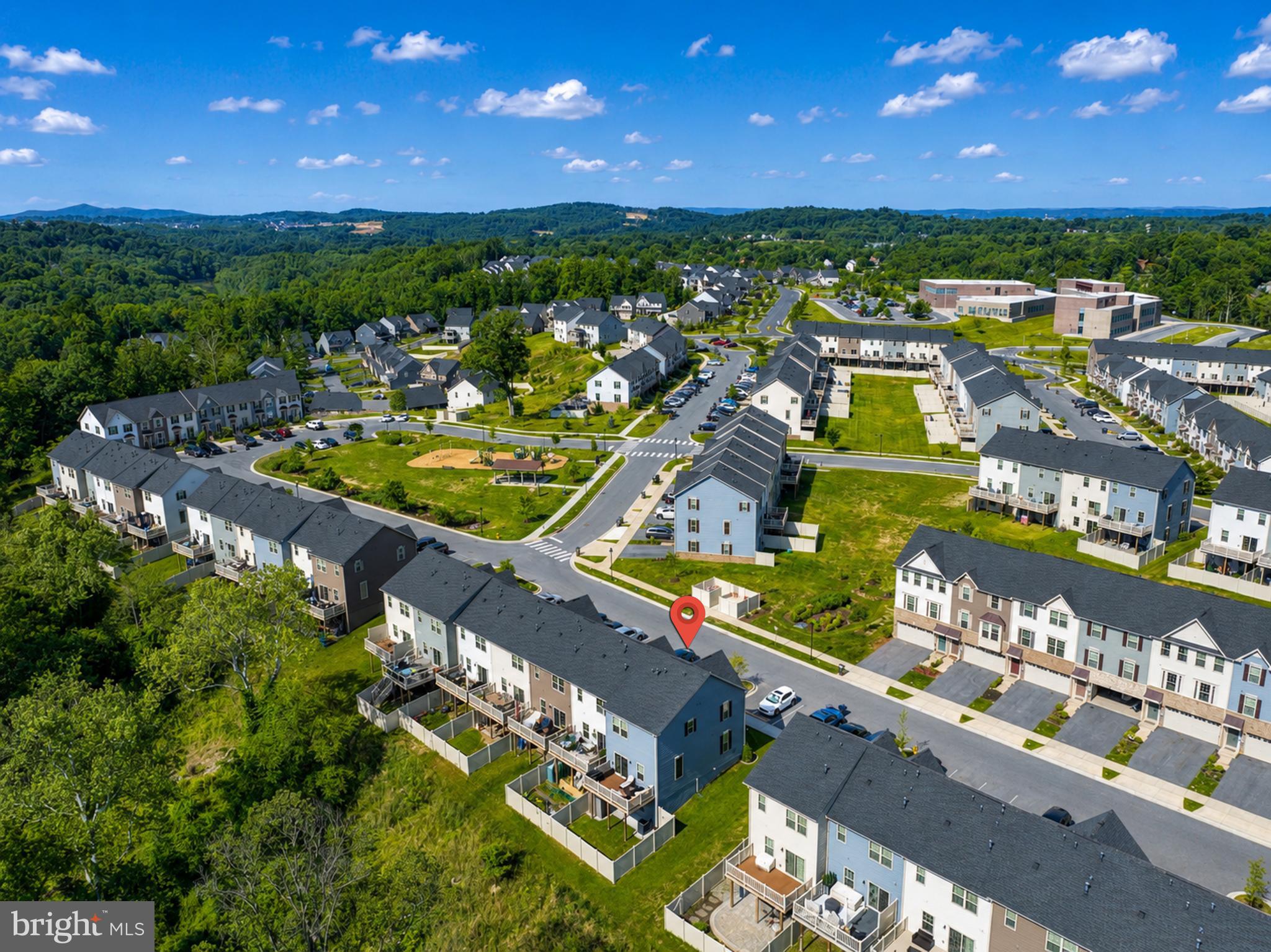 HAMPTONS - Residential