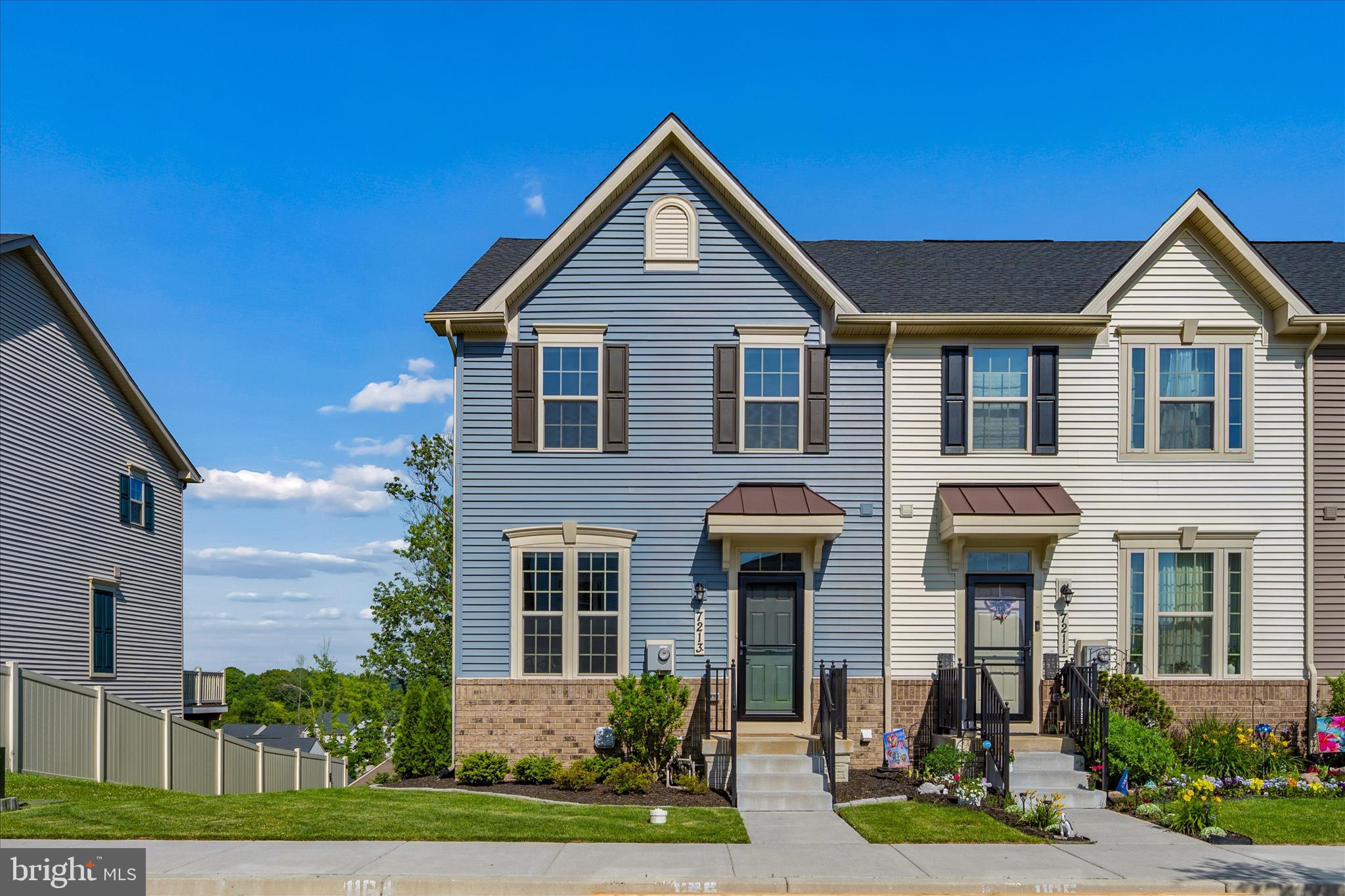 HAMPTONS - Residential