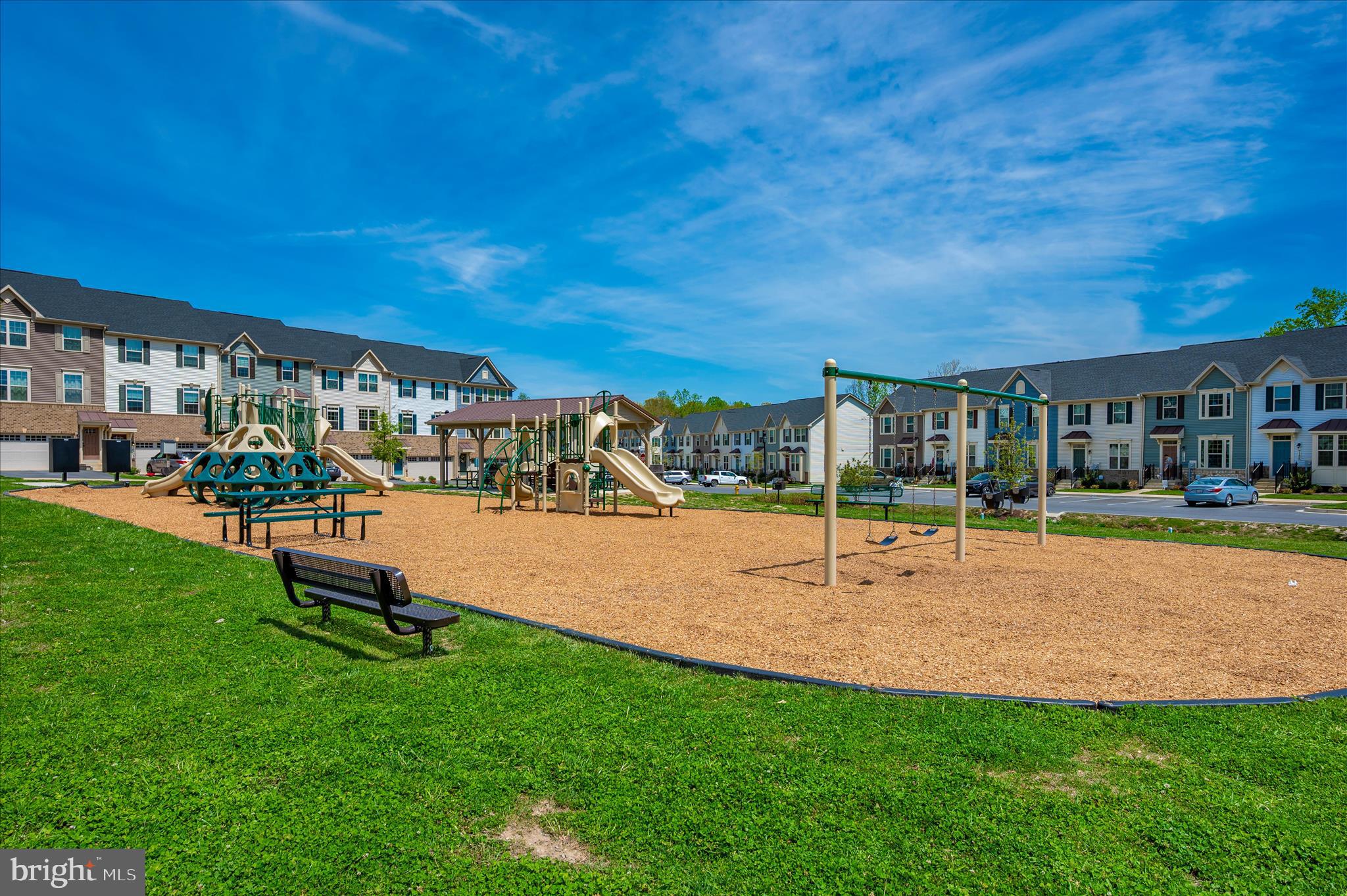 HAMPTONS - Residential