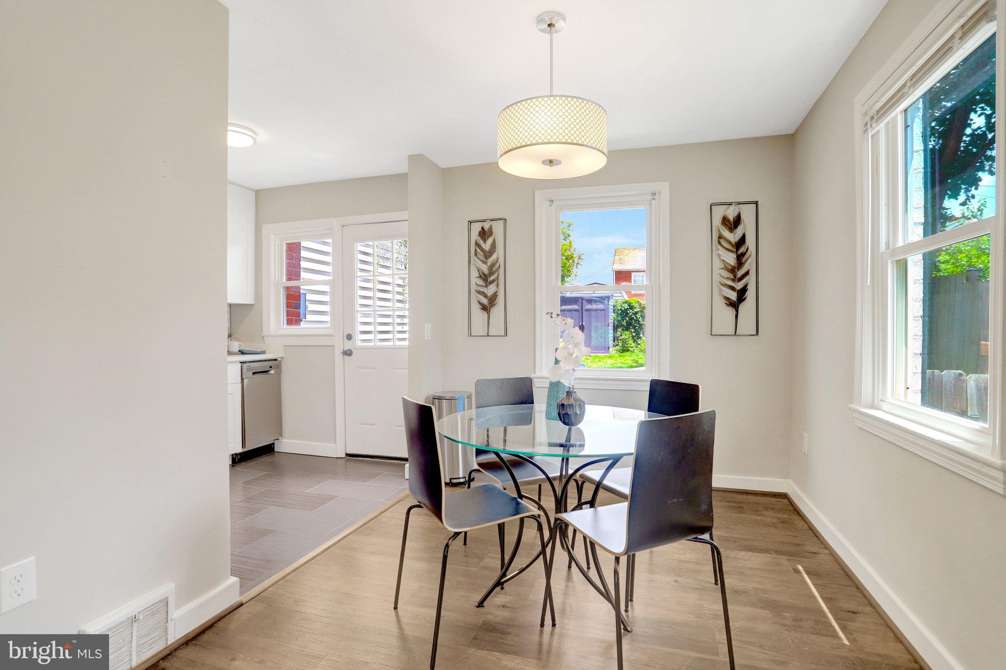 DOUGLAS PARK - Residential