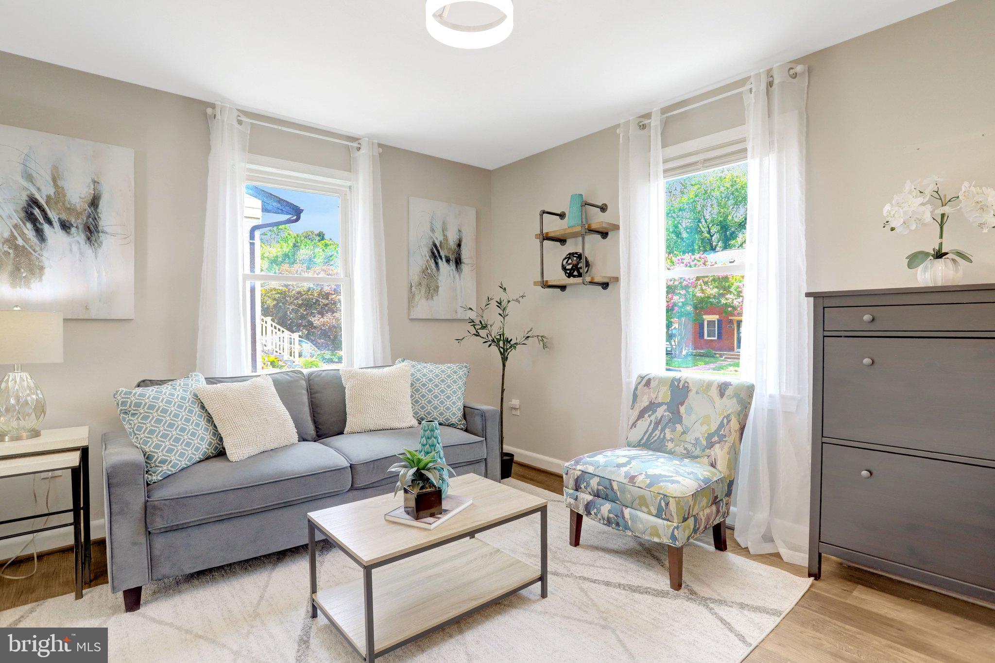 DOUGLAS PARK - Residential