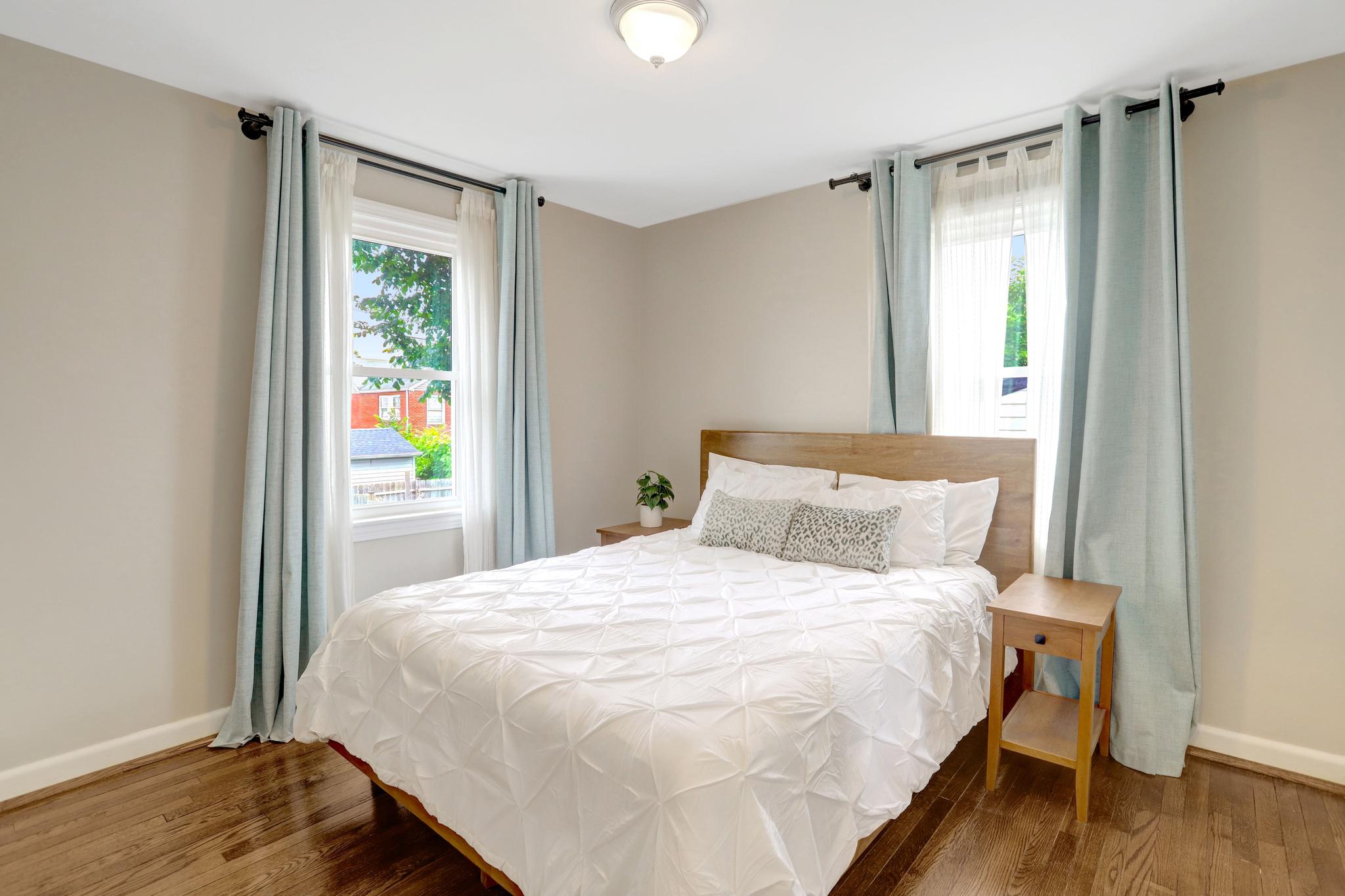 DOUGLAS PARK - Residential