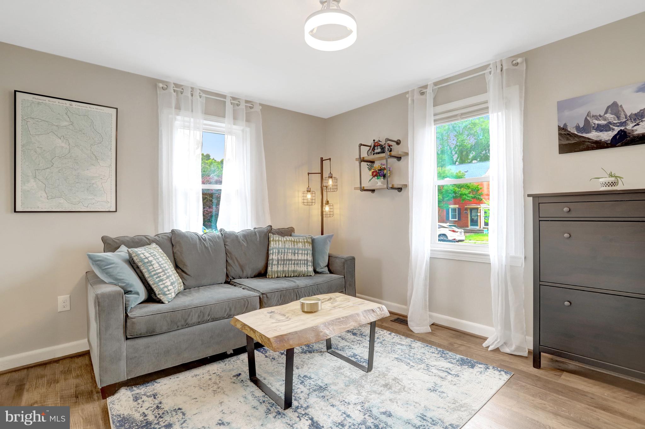 DOUGLAS PARK - Residential