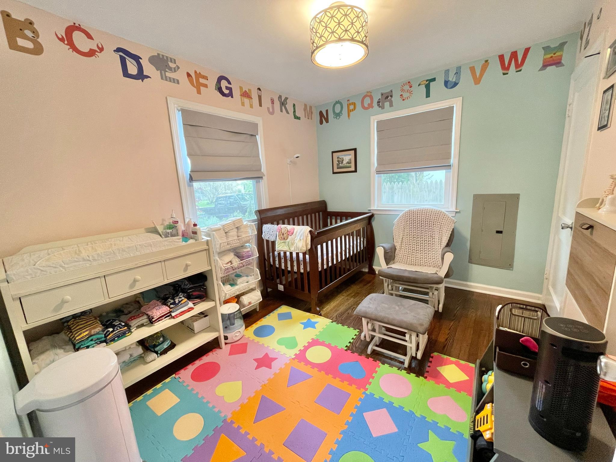 BUCKNELL MANOR - Residential Lease