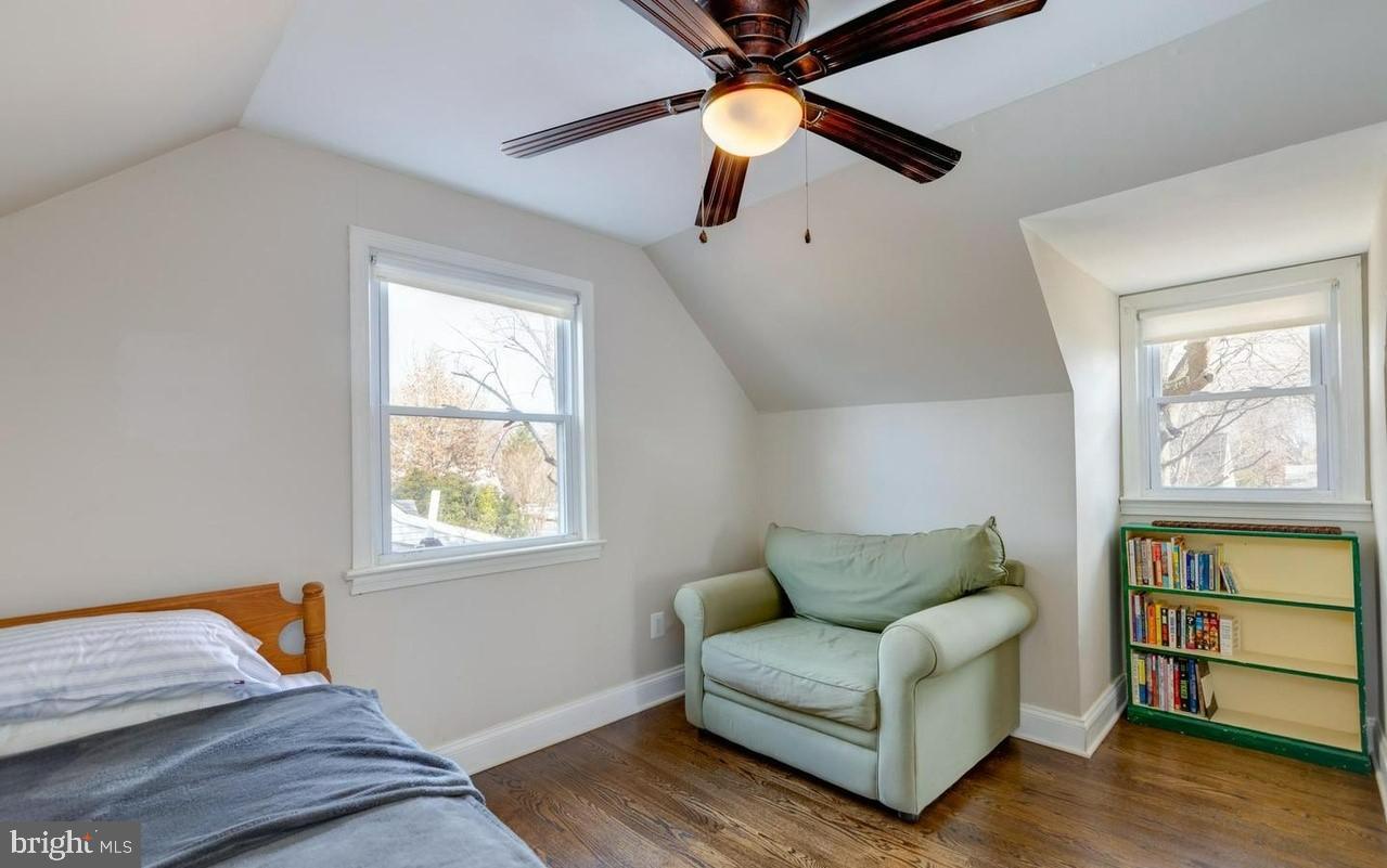 BUCKNELL MANOR - Residential Lease