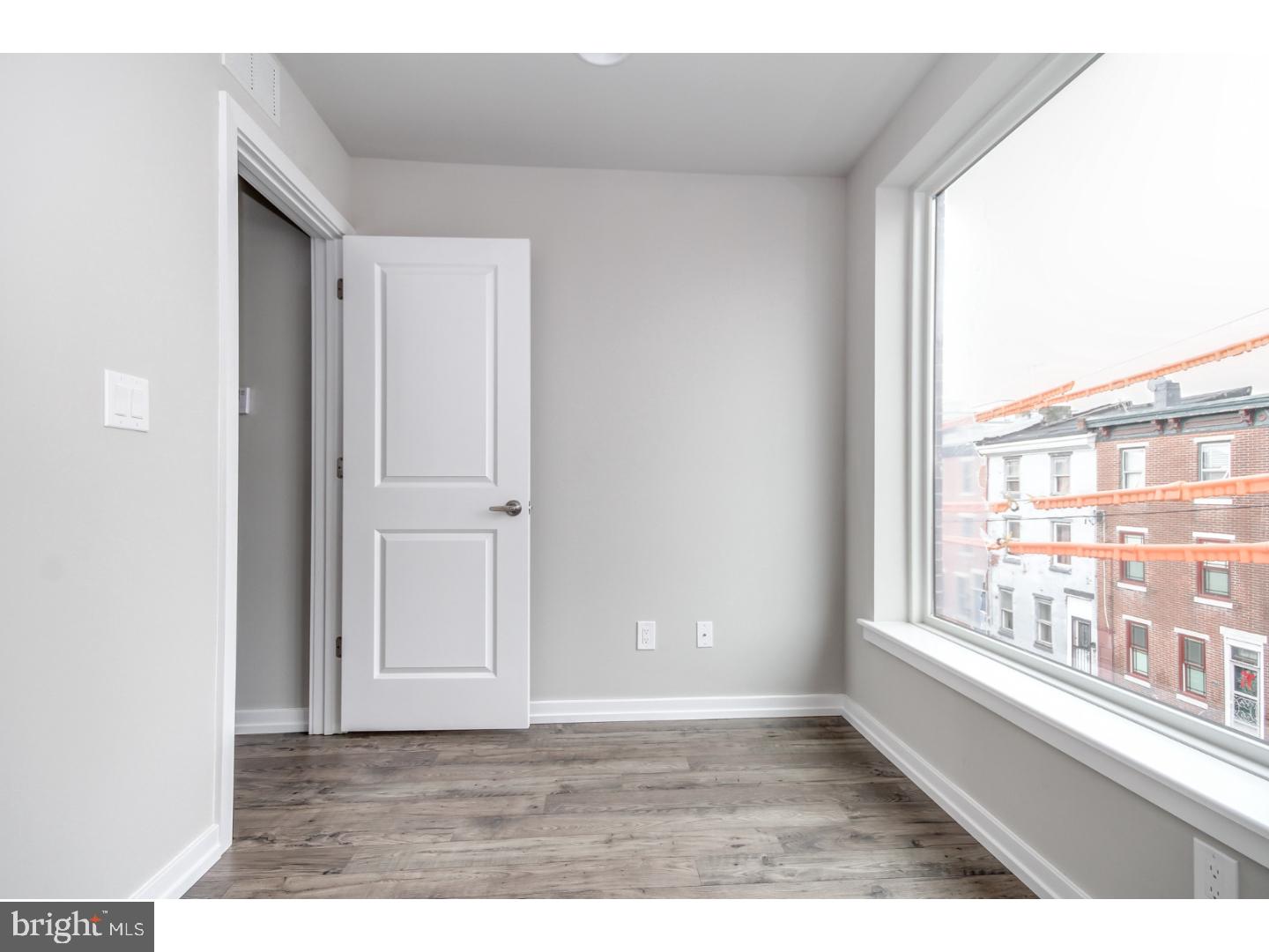 OLDE KENSINGTON - Residential