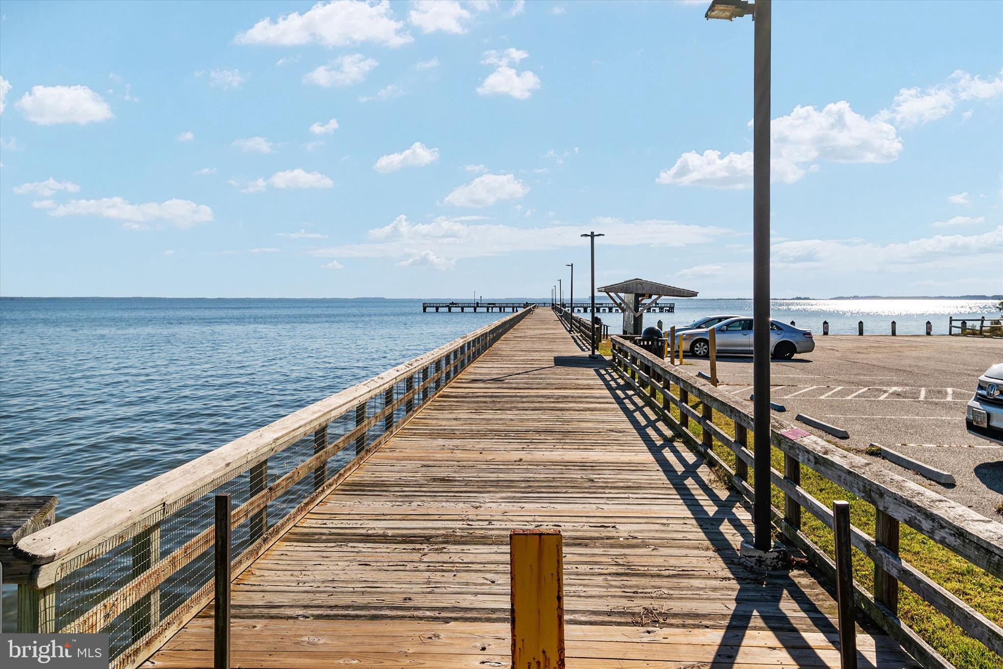 ROMANCOKE ON THE BAY - Residential