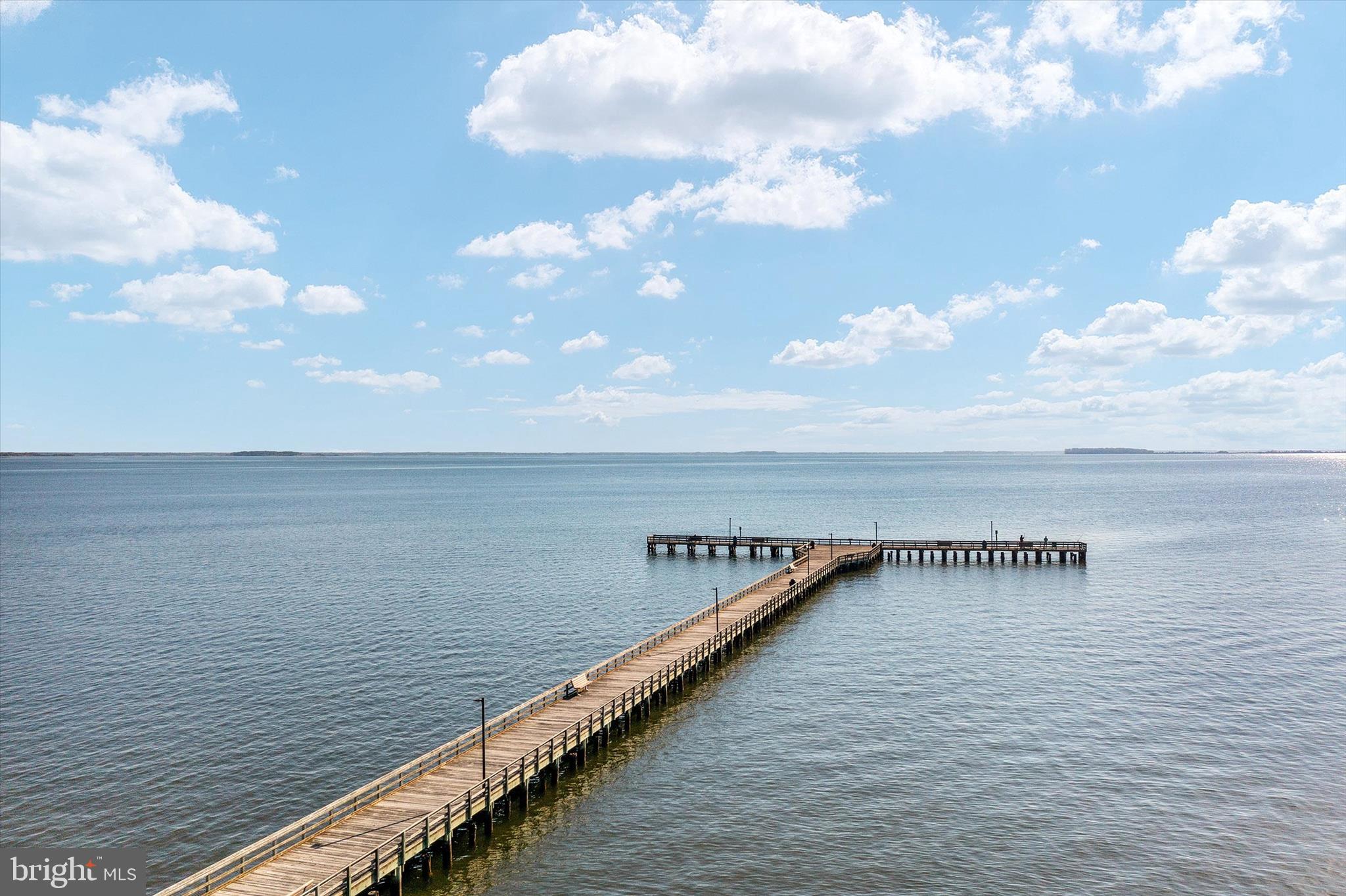 ROMANCOKE ON THE BAY - Residential