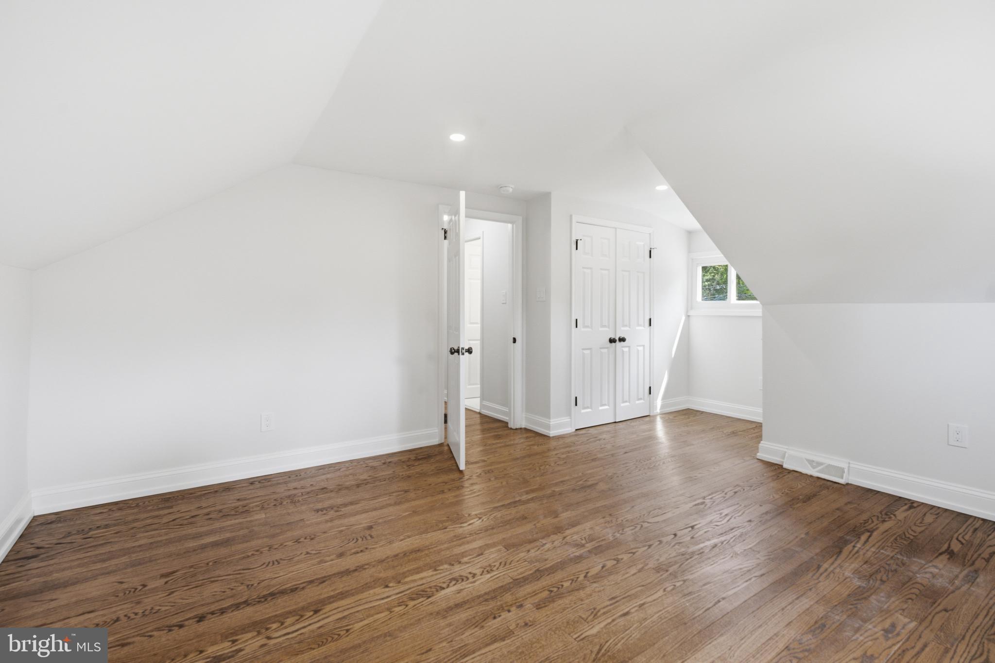 HIGH MEADOW - Residential