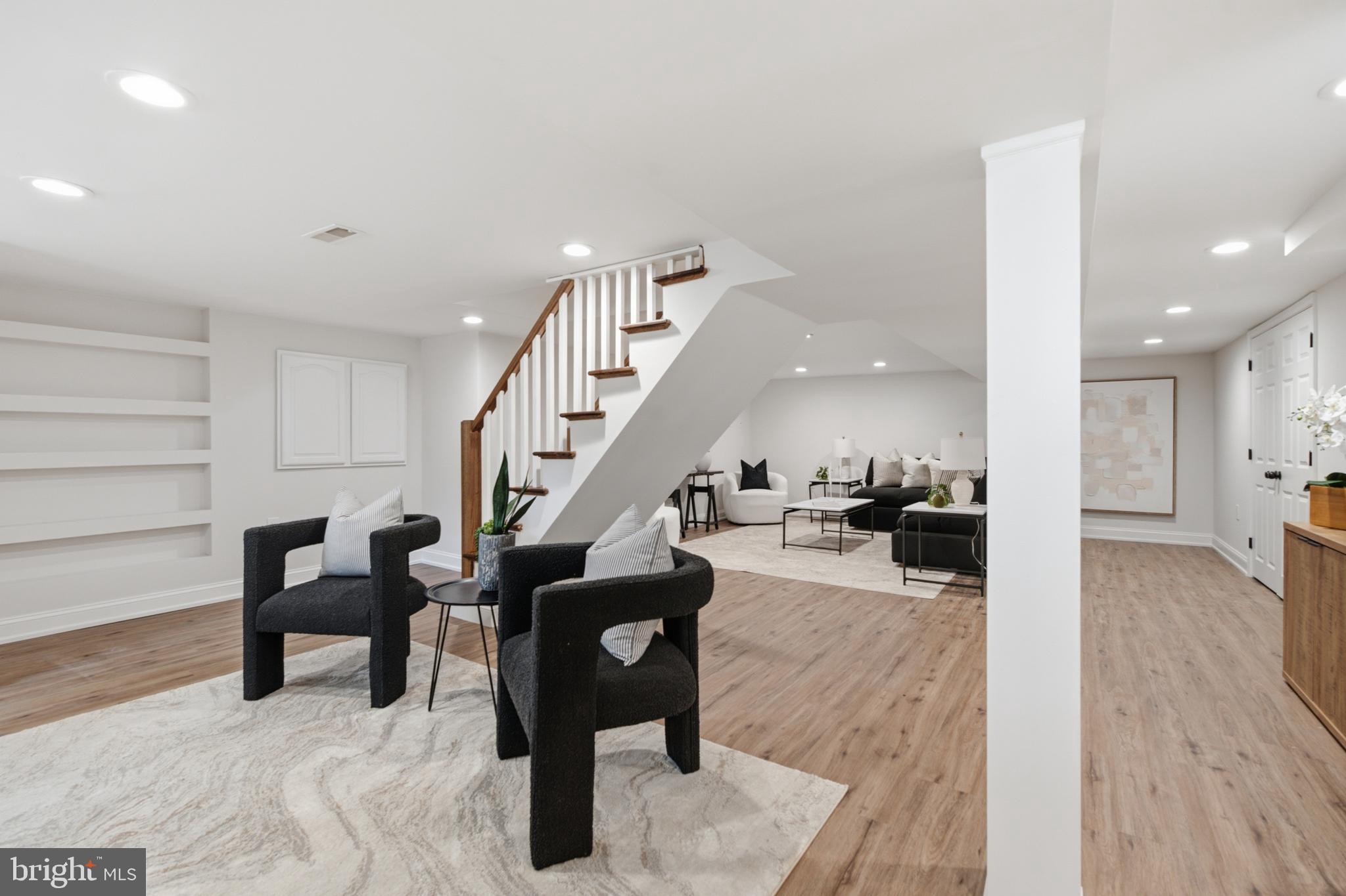 HIGH MEADOW - Residential