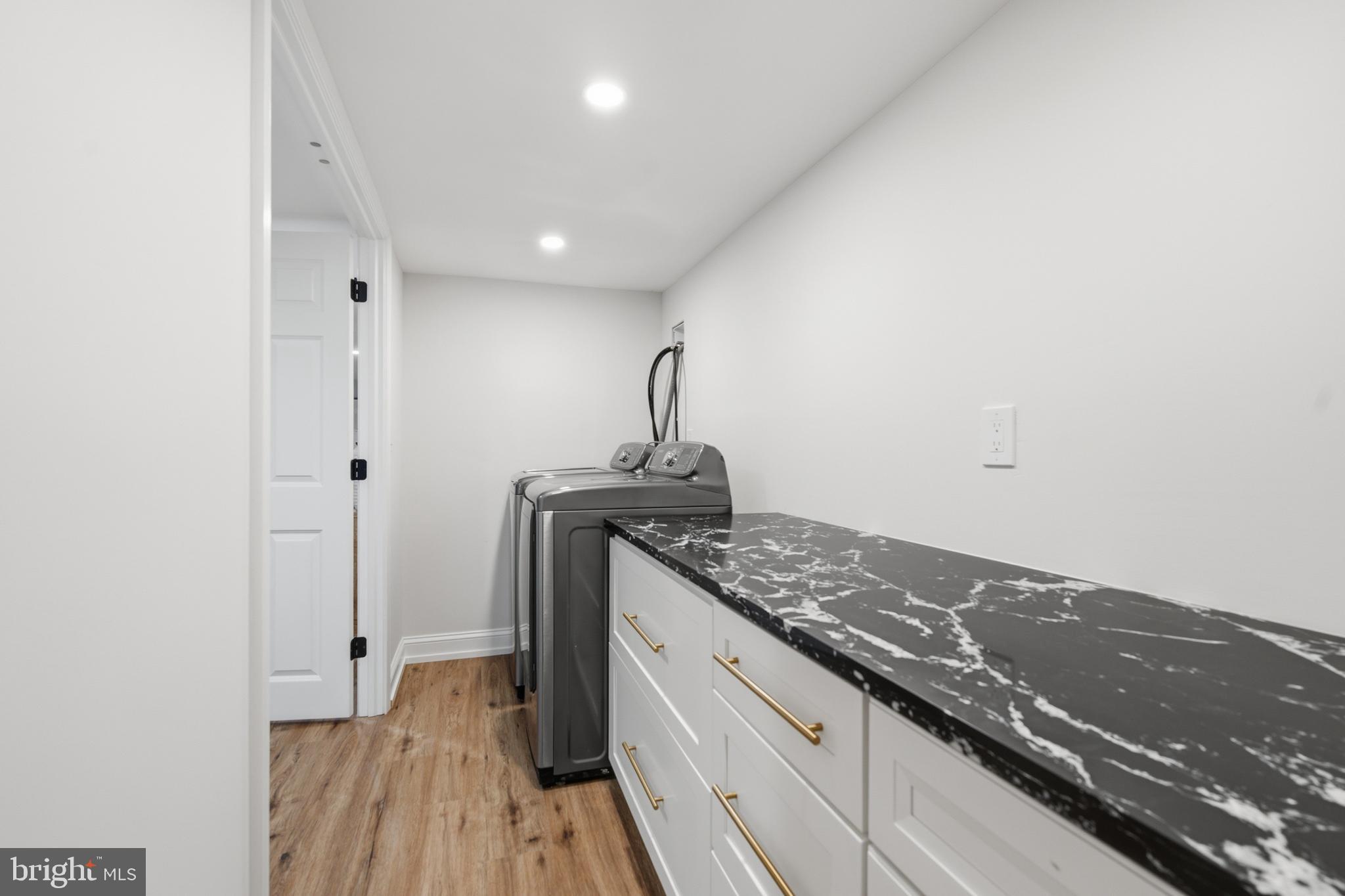 HIGH MEADOW - Residential