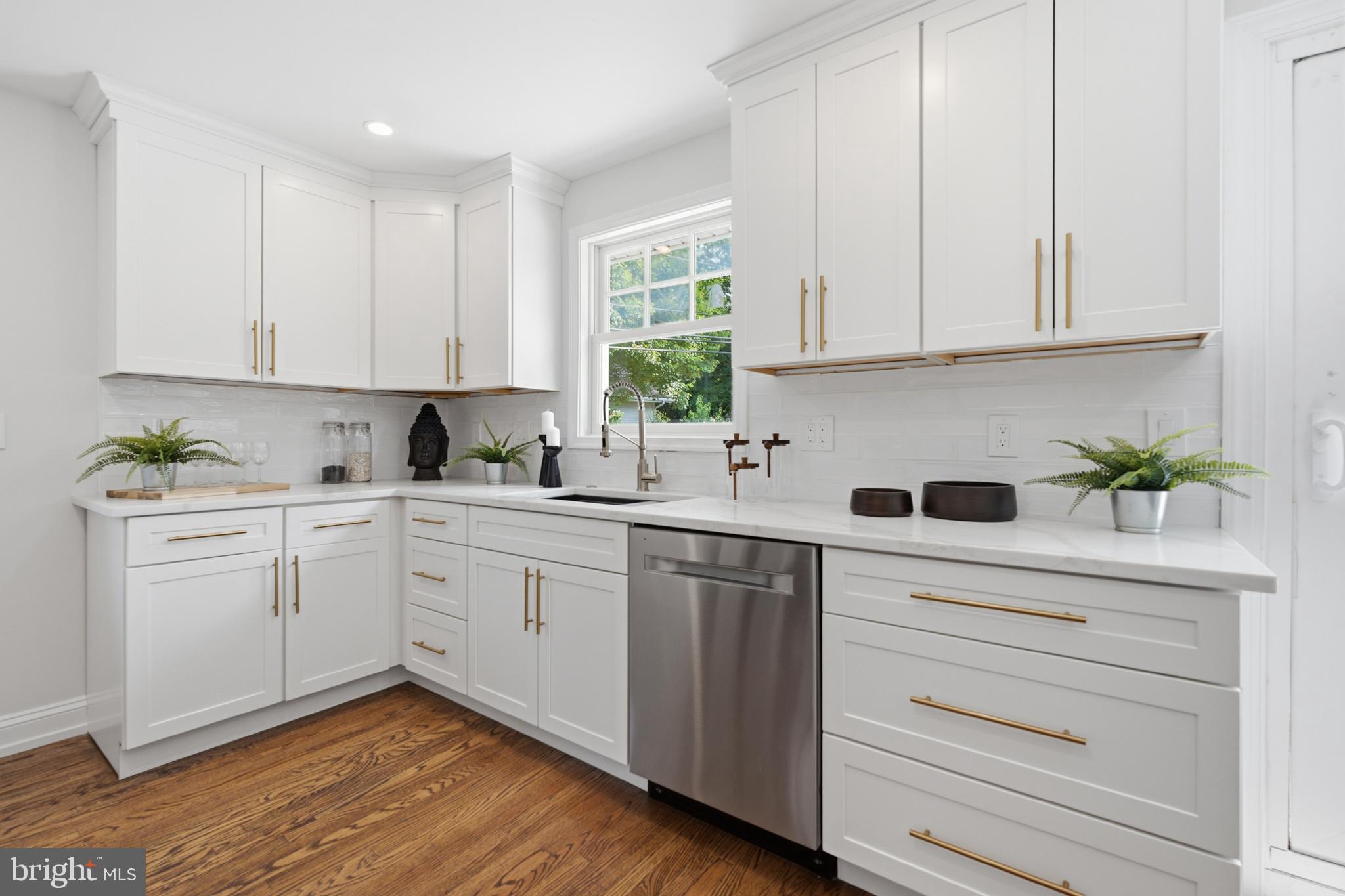 HIGH MEADOW - Residential