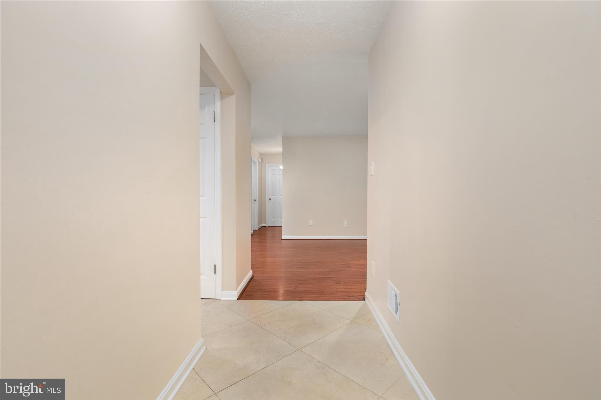 THE OAKTON - Residential