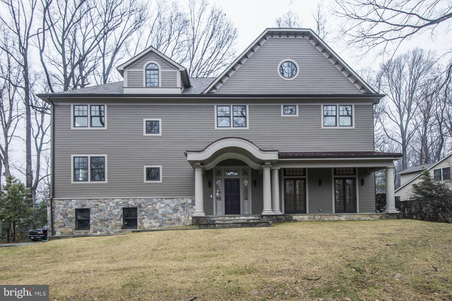MANOR PARK - Residential