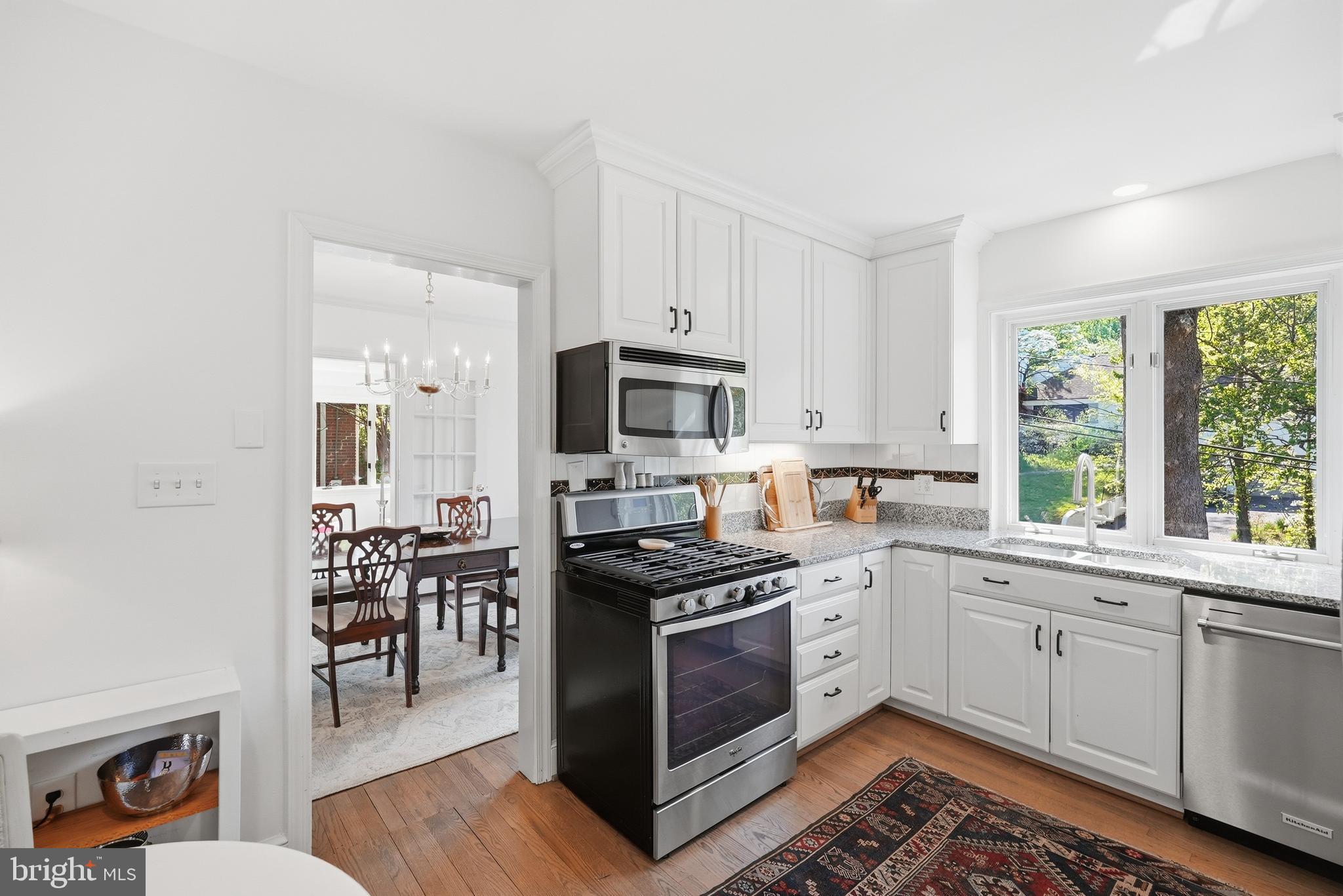 BELLEVUE FOREST - Residential