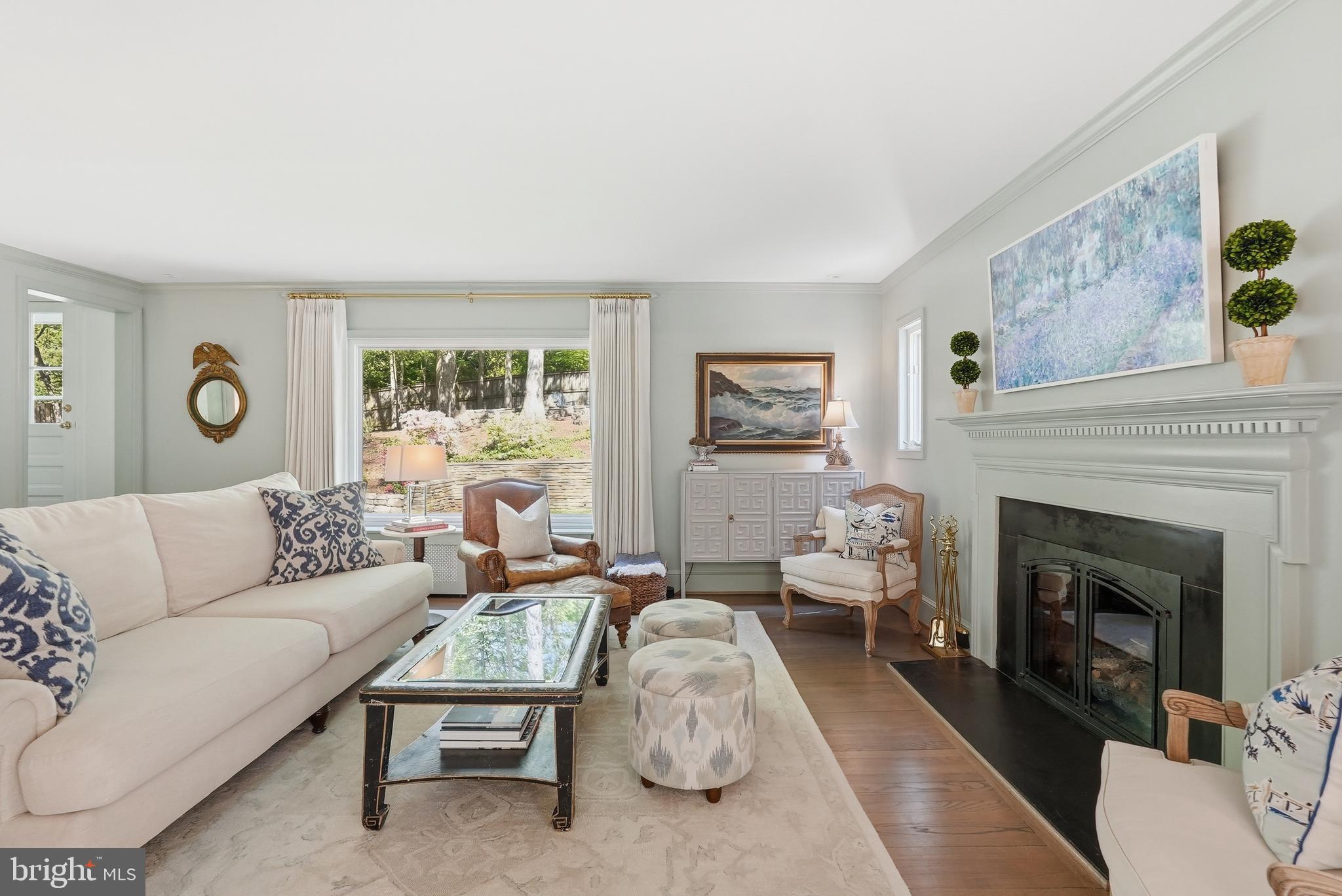 BELLEVUE FOREST - Residential