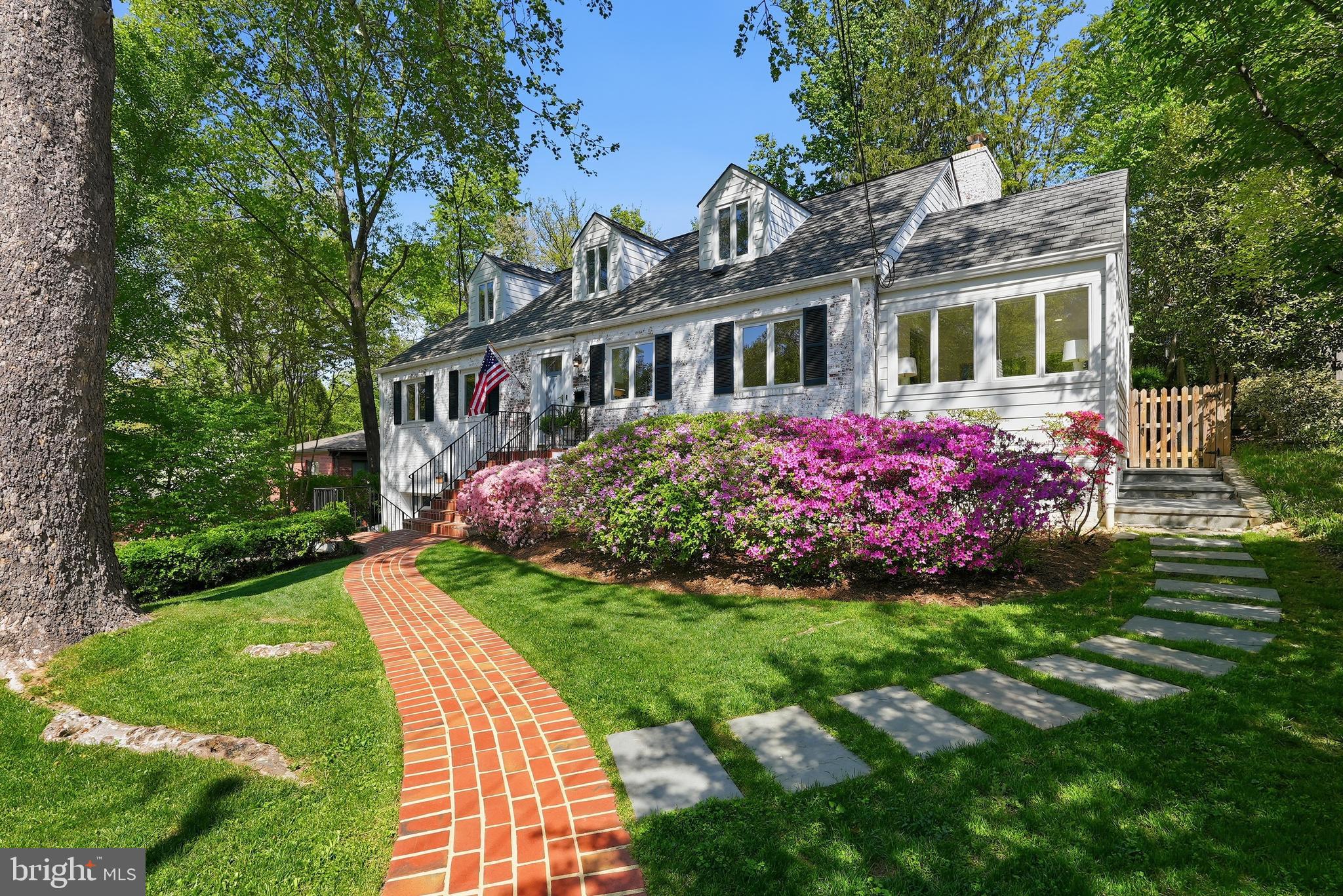 BELLEVUE FOREST - Residential