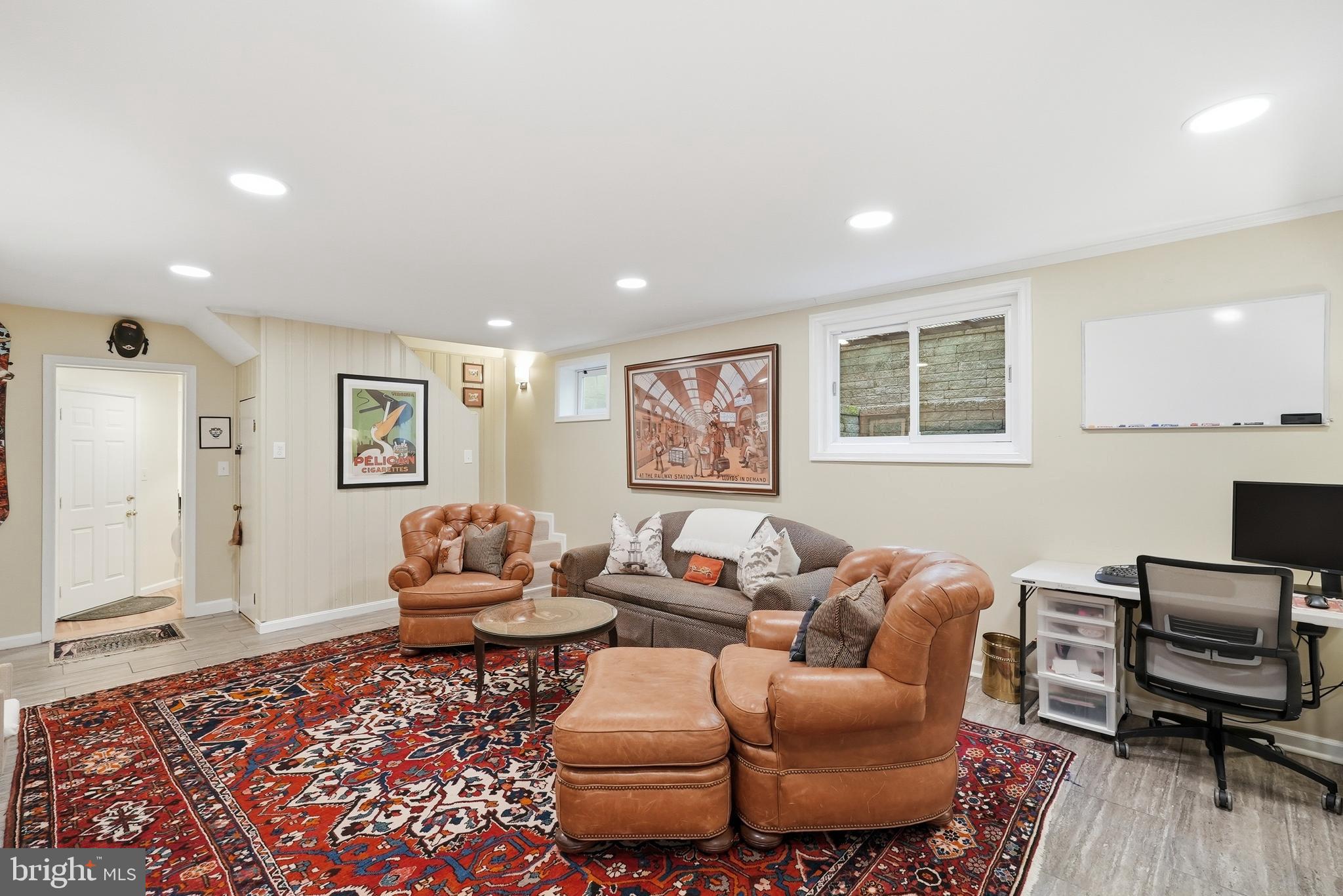 BELLEVUE FOREST - Residential