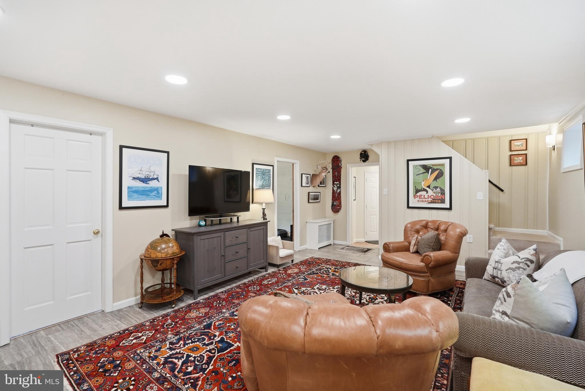 BELLEVUE FOREST - Residential