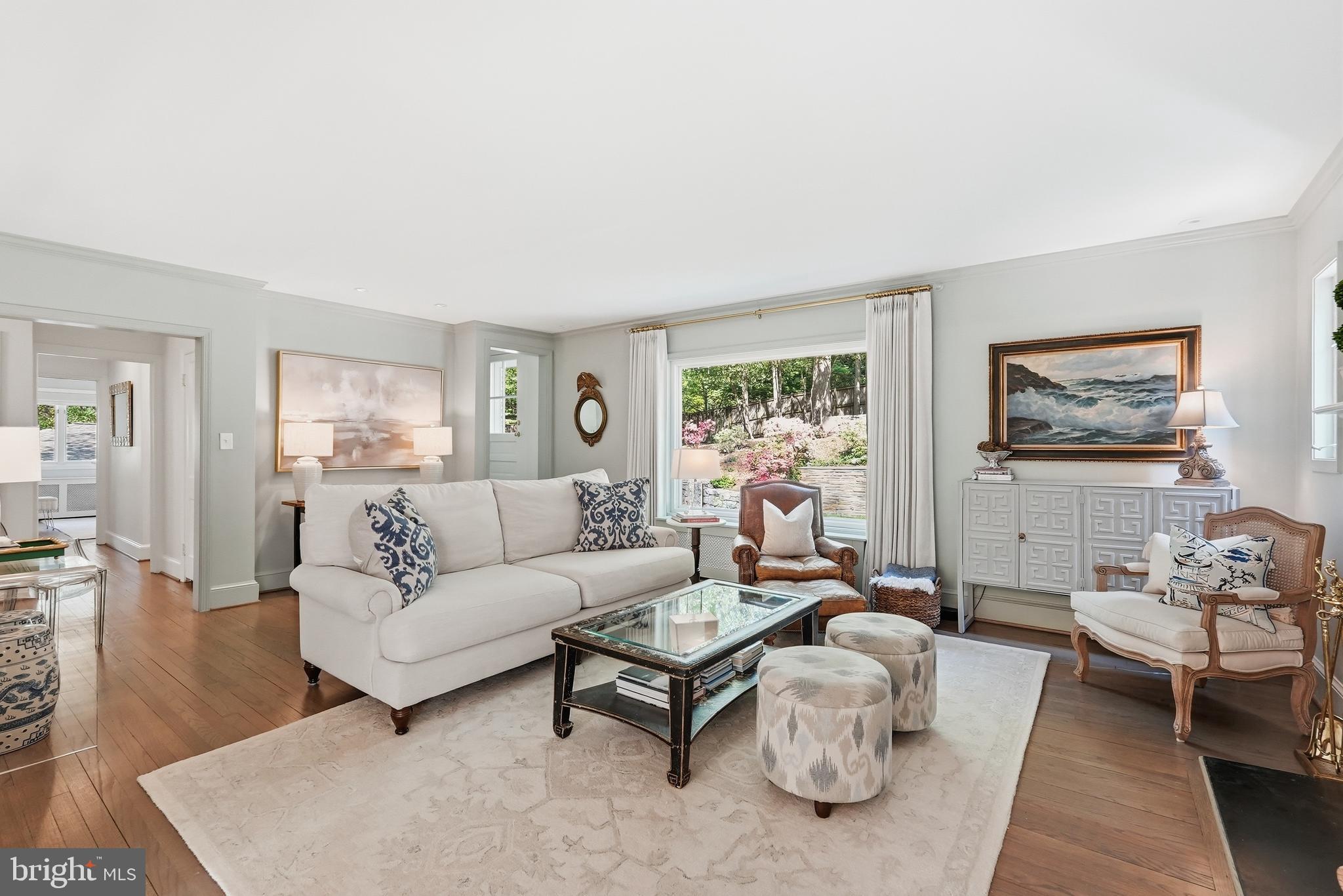 BELLEVUE FOREST - Residential