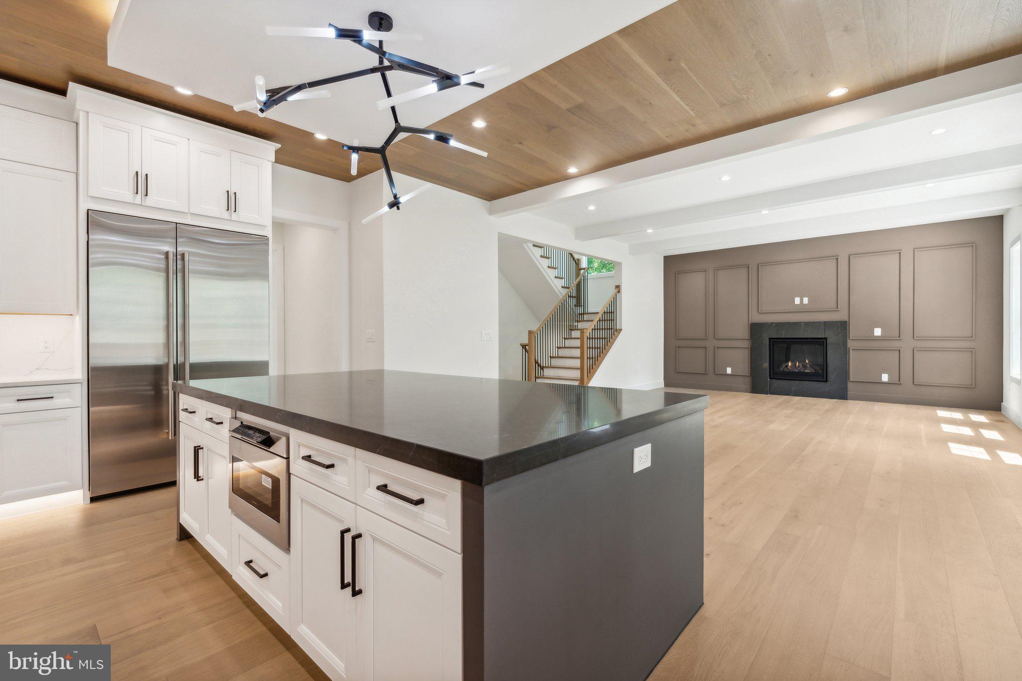 BROYHILLS MCLEAN ESTATES - Residential