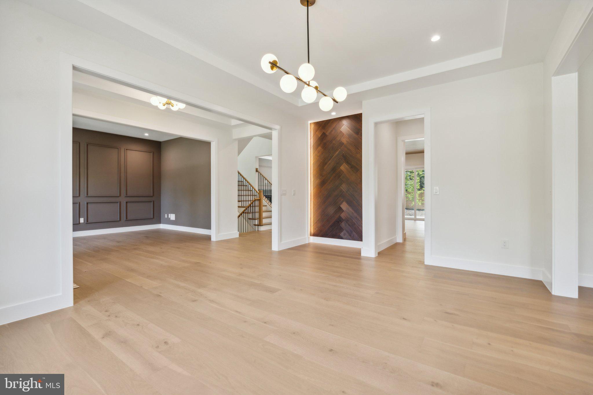 BROYHILLS MCLEAN ESTATES - Residential