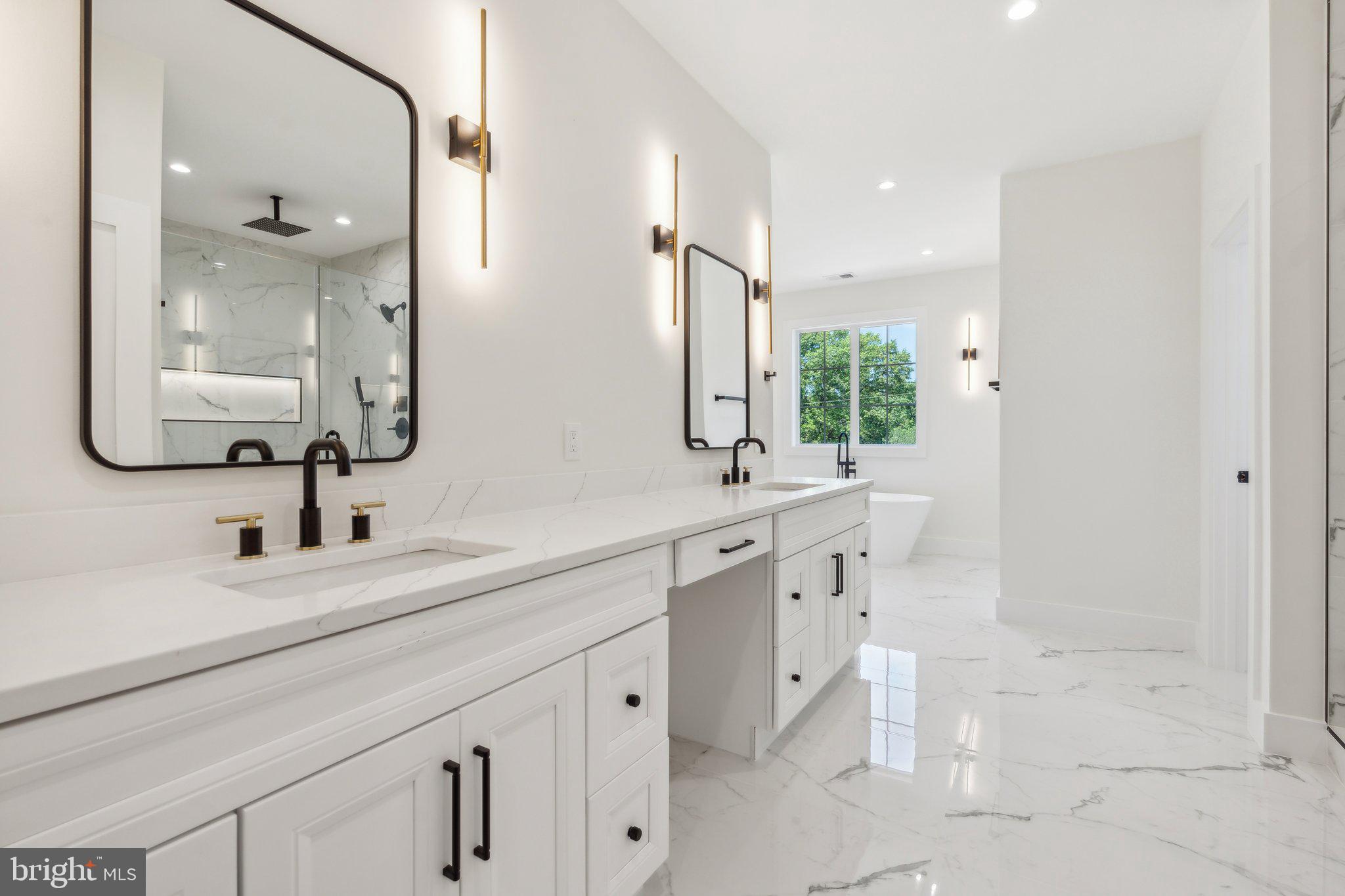 BROYHILLS MCLEAN ESTATES - Residential