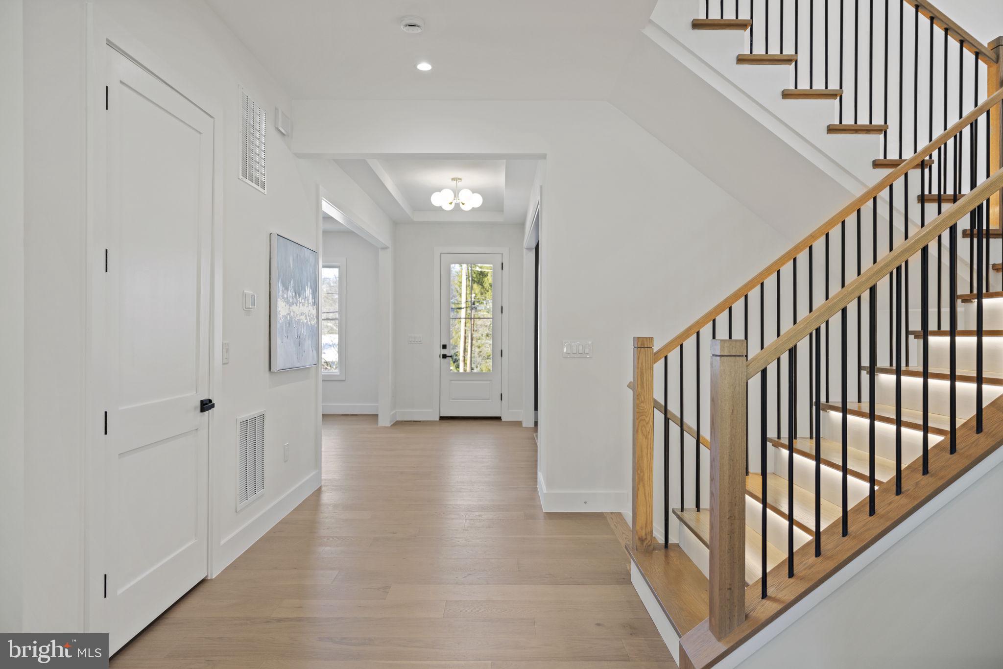 BROYHILLS MCLEAN ESTATES - Residential