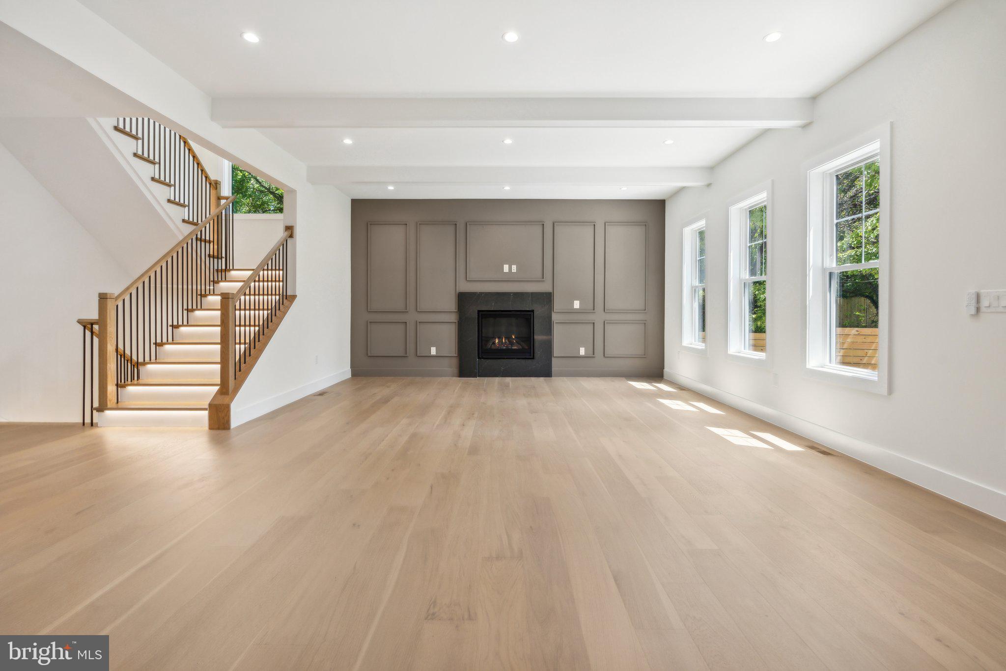 BROYHILLS MCLEAN ESTATES - Residential