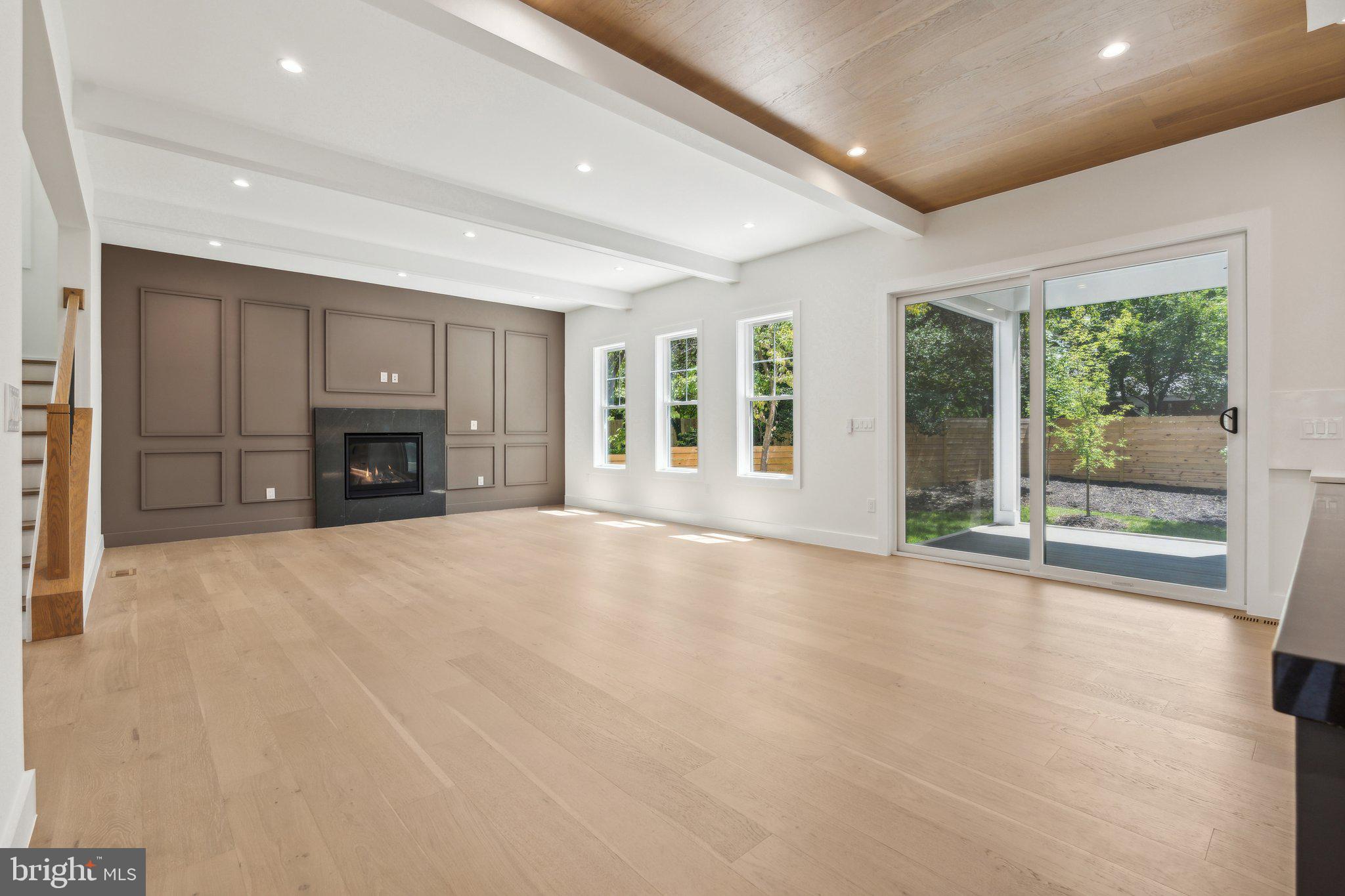 BROYHILLS MCLEAN ESTATES - Residential