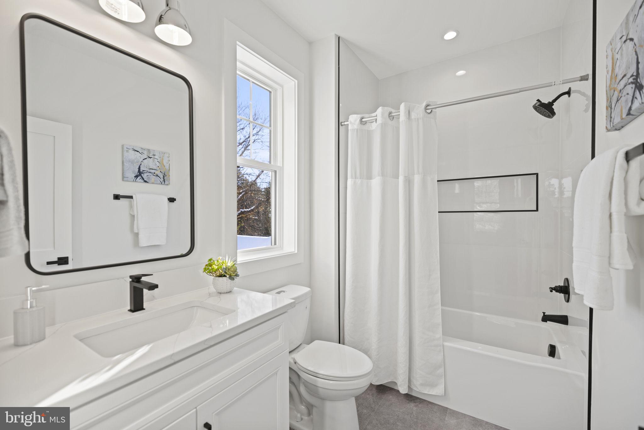 BROYHILLS MCLEAN ESTATES - Residential