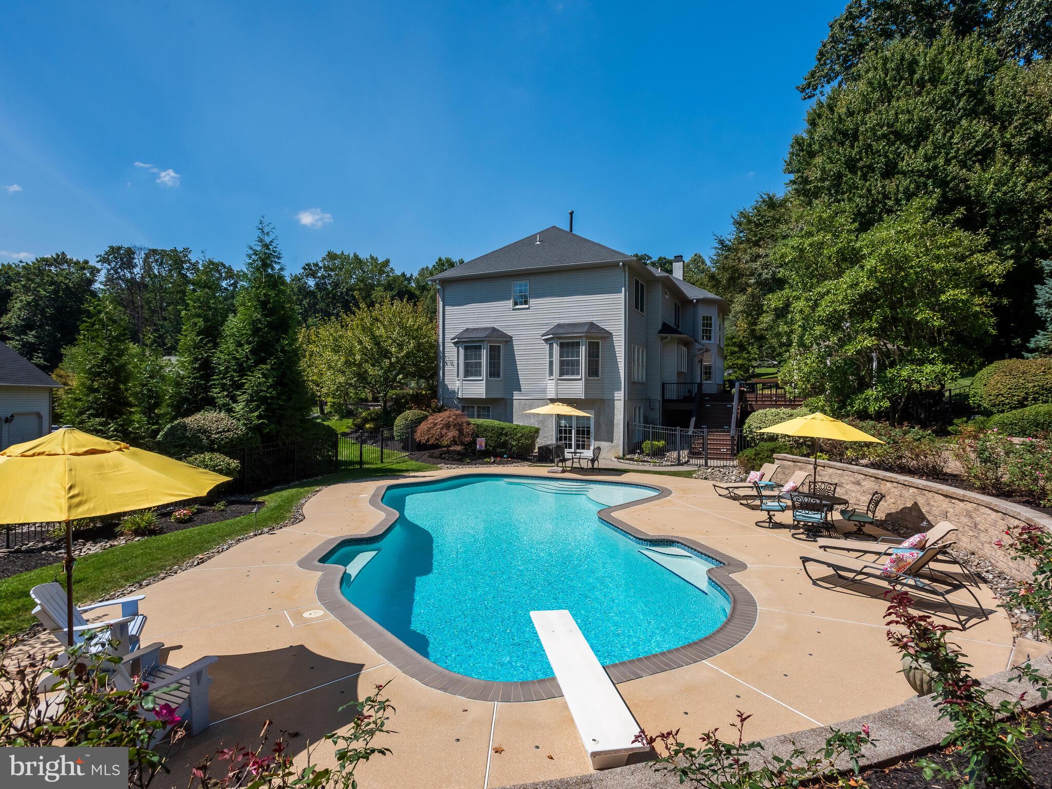 SWEDESFORD CHASE - Residential