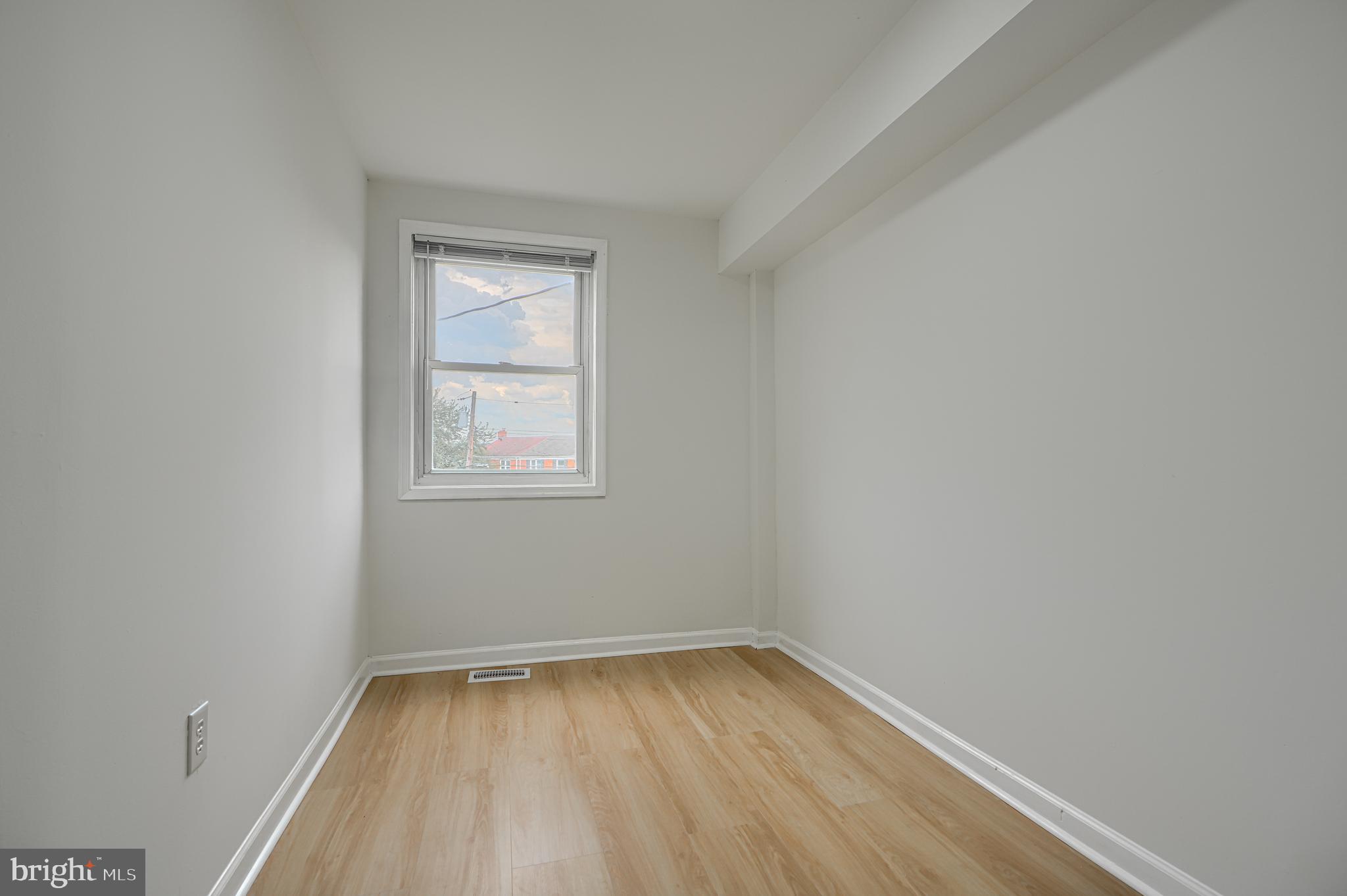 EDMONDSON VIILLAGE - Residential