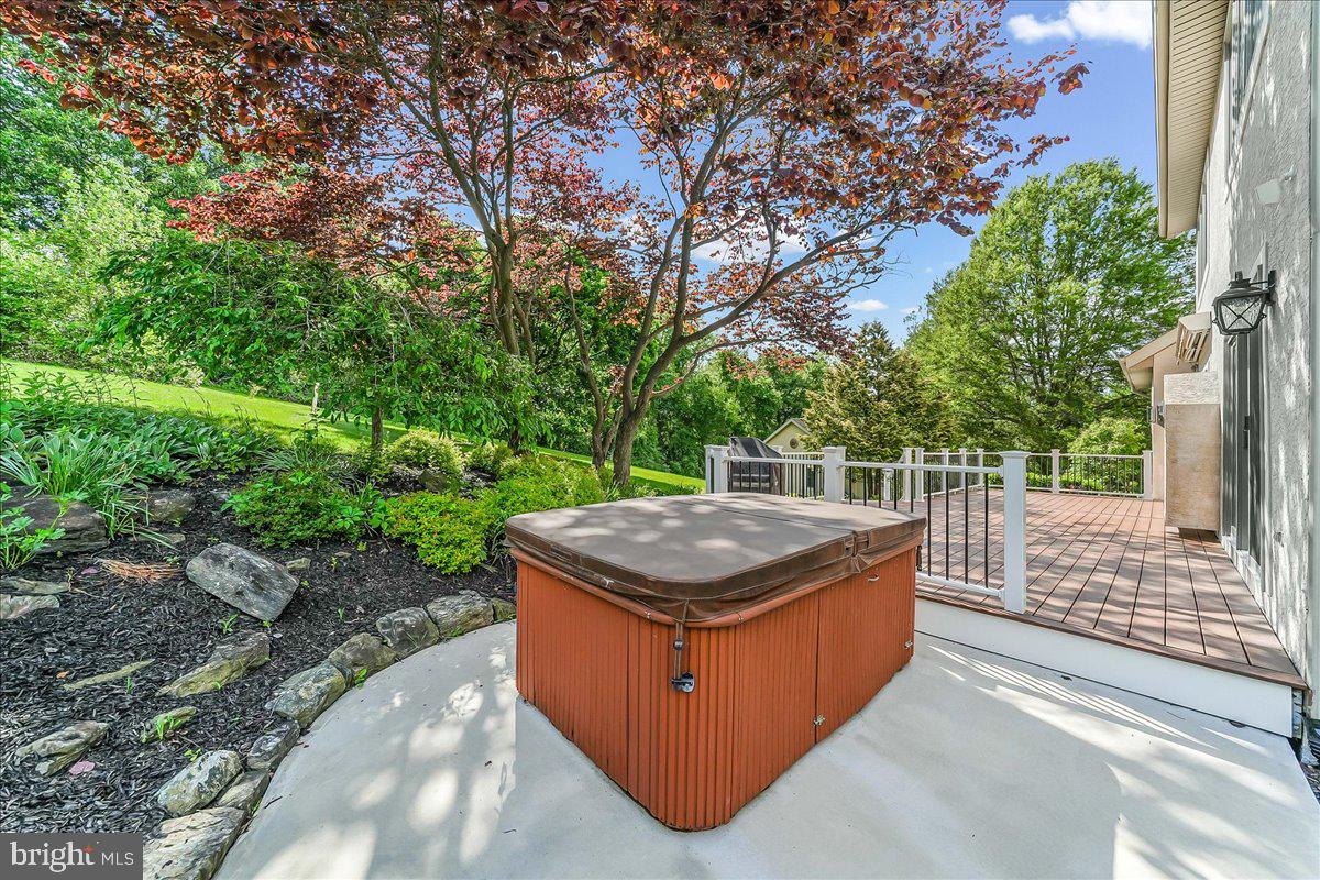FAIR HILL - Residential
