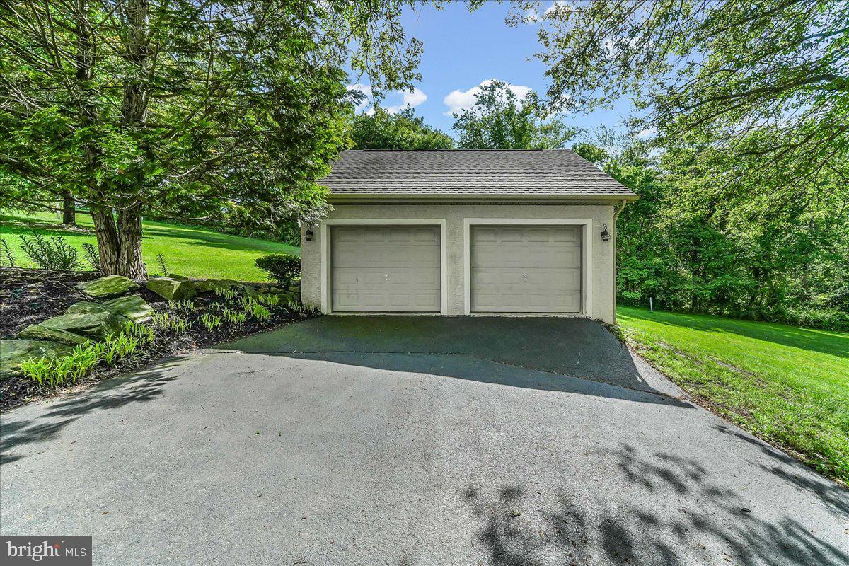 FAIR HILL - Residential