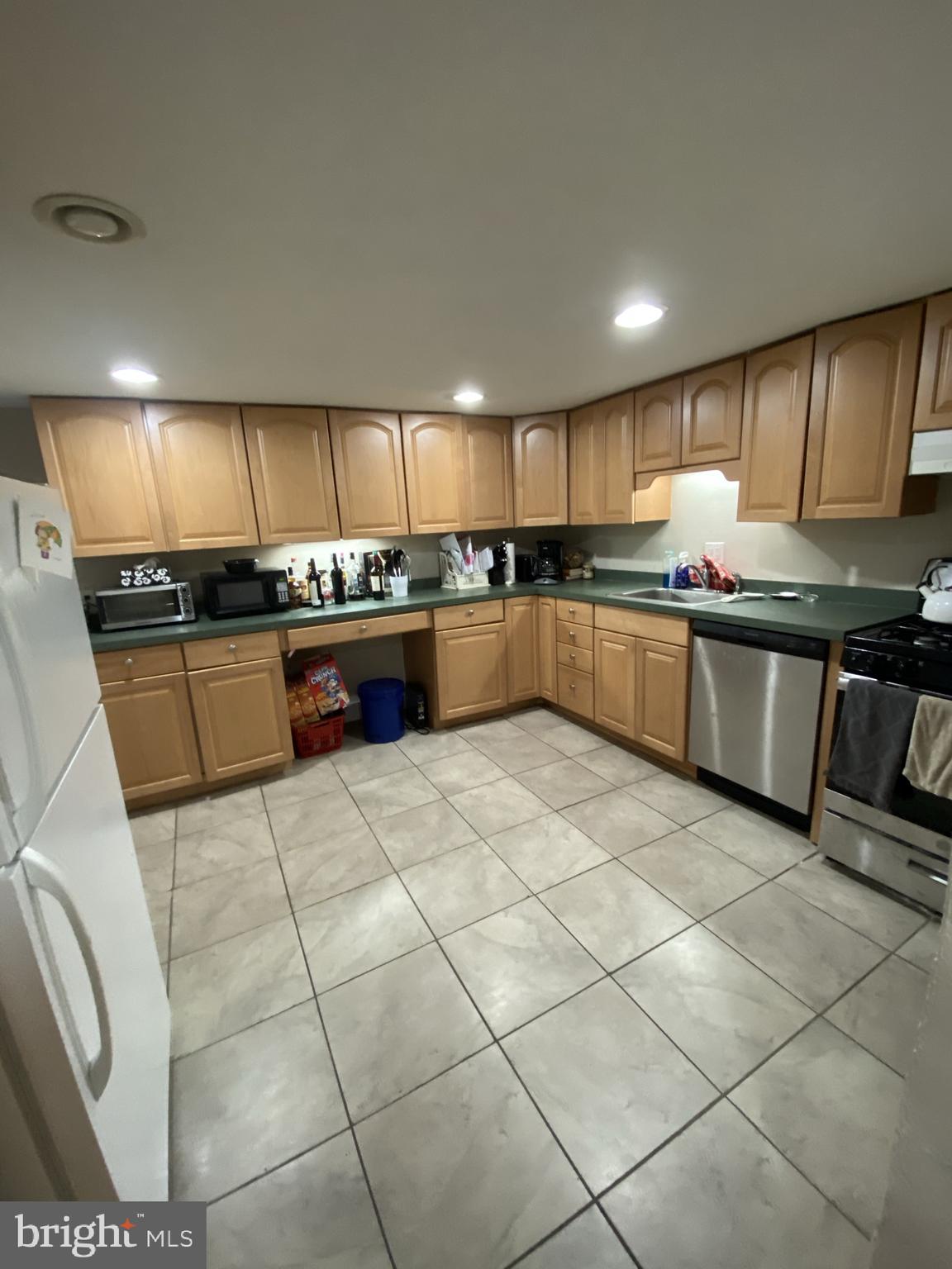FITLER SQUARE - Commercial Sale