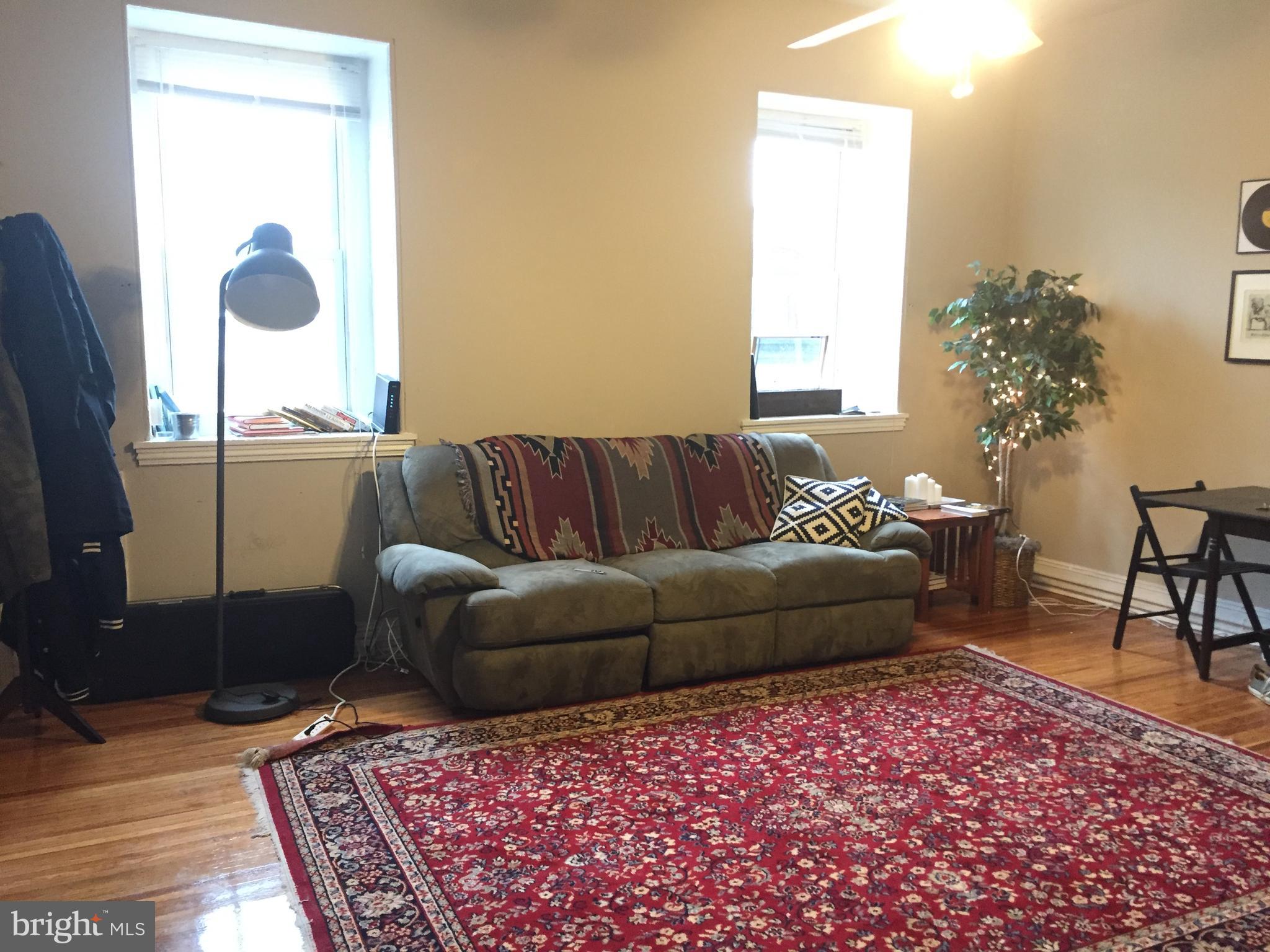 FITLER SQUARE - Commercial Sale