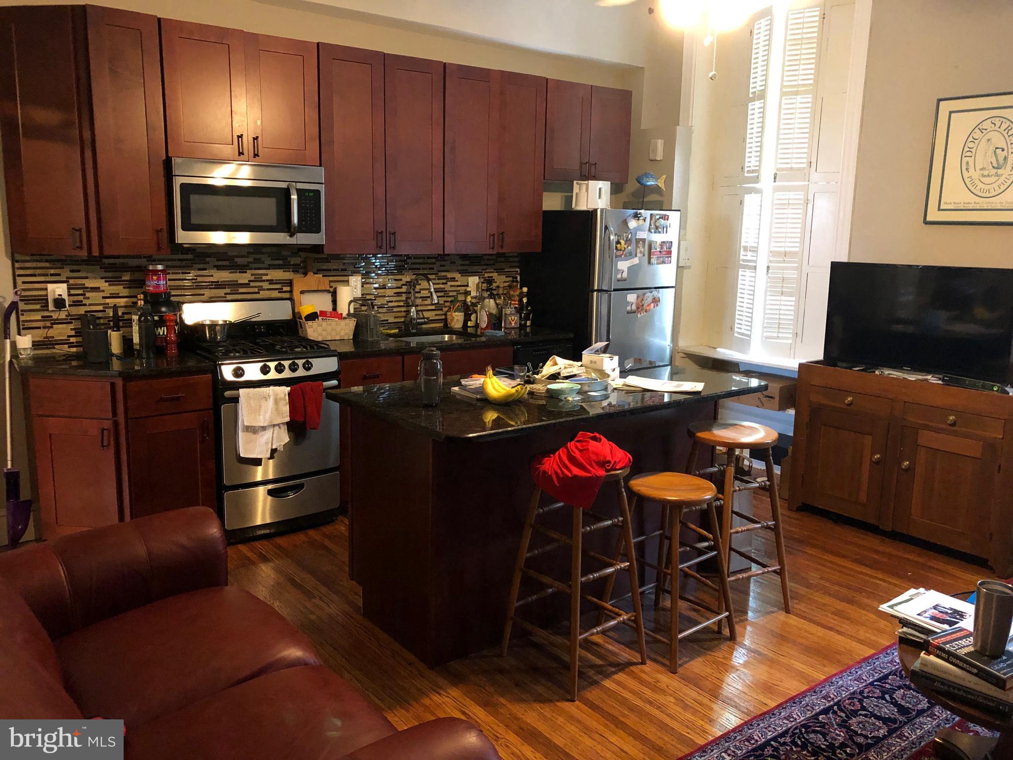 FITLER SQUARE - Commercial Sale