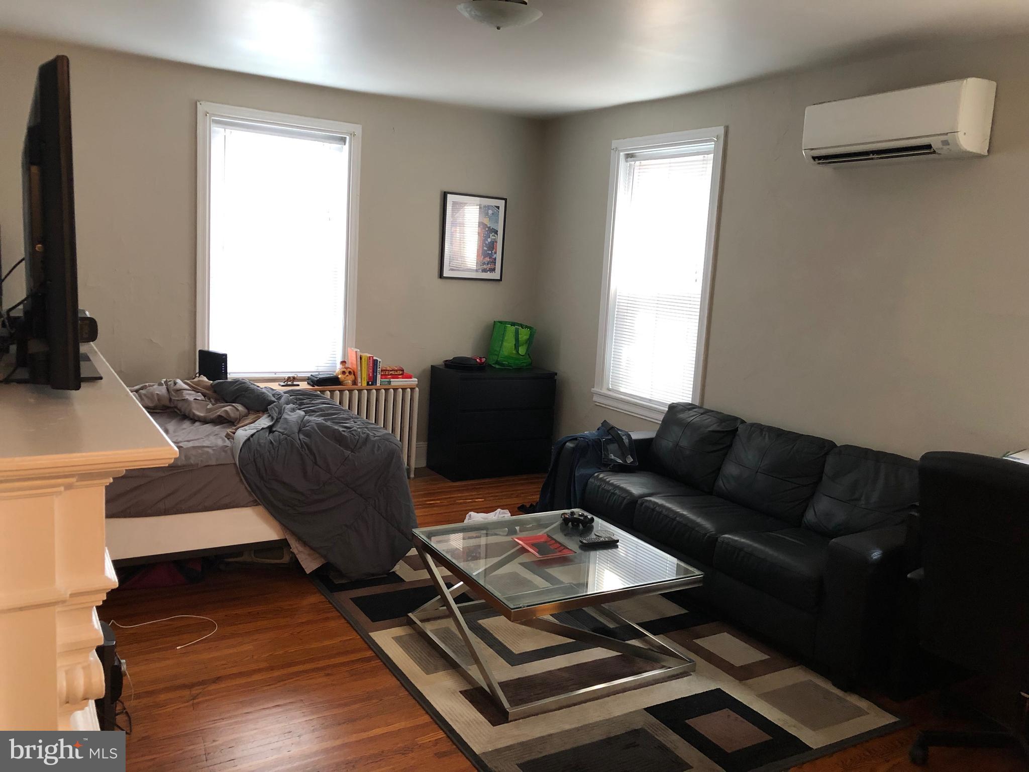 FITLER SQUARE - Commercial Sale