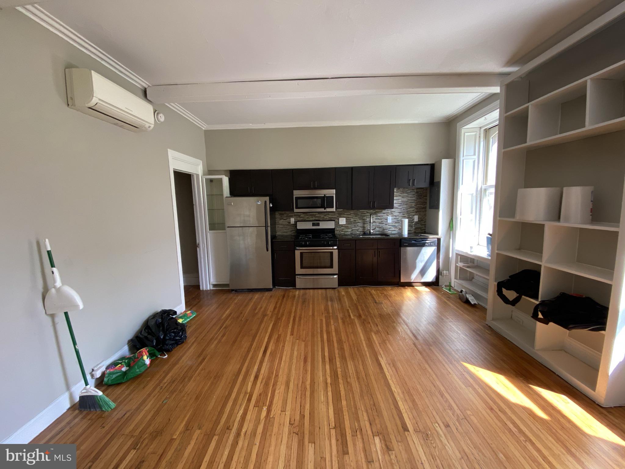 FITLER SQUARE - Commercial Sale
