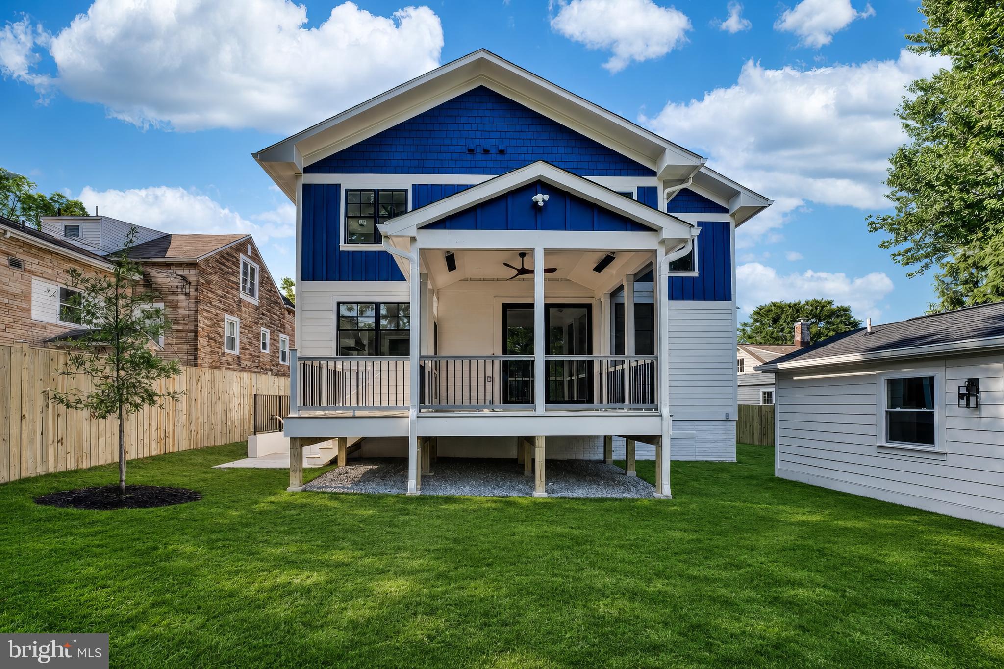 ADDISON HEIGHTS - Residential