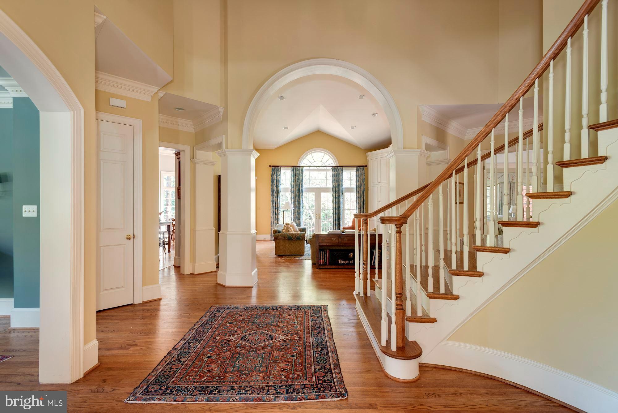 LANGLEY COURT - Residential